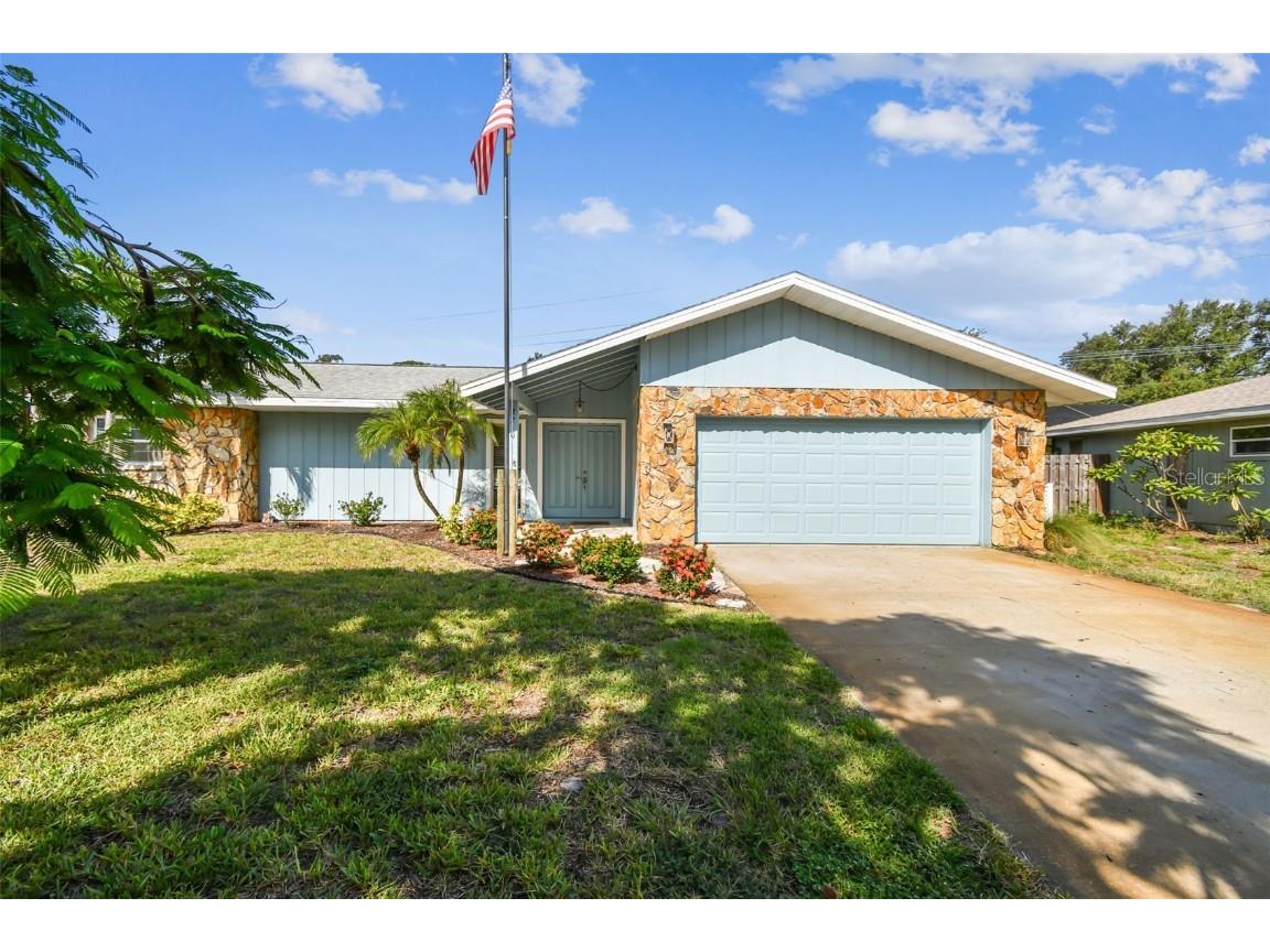 2210 71st Street W Bradenton FL 34209 A4661381 image1