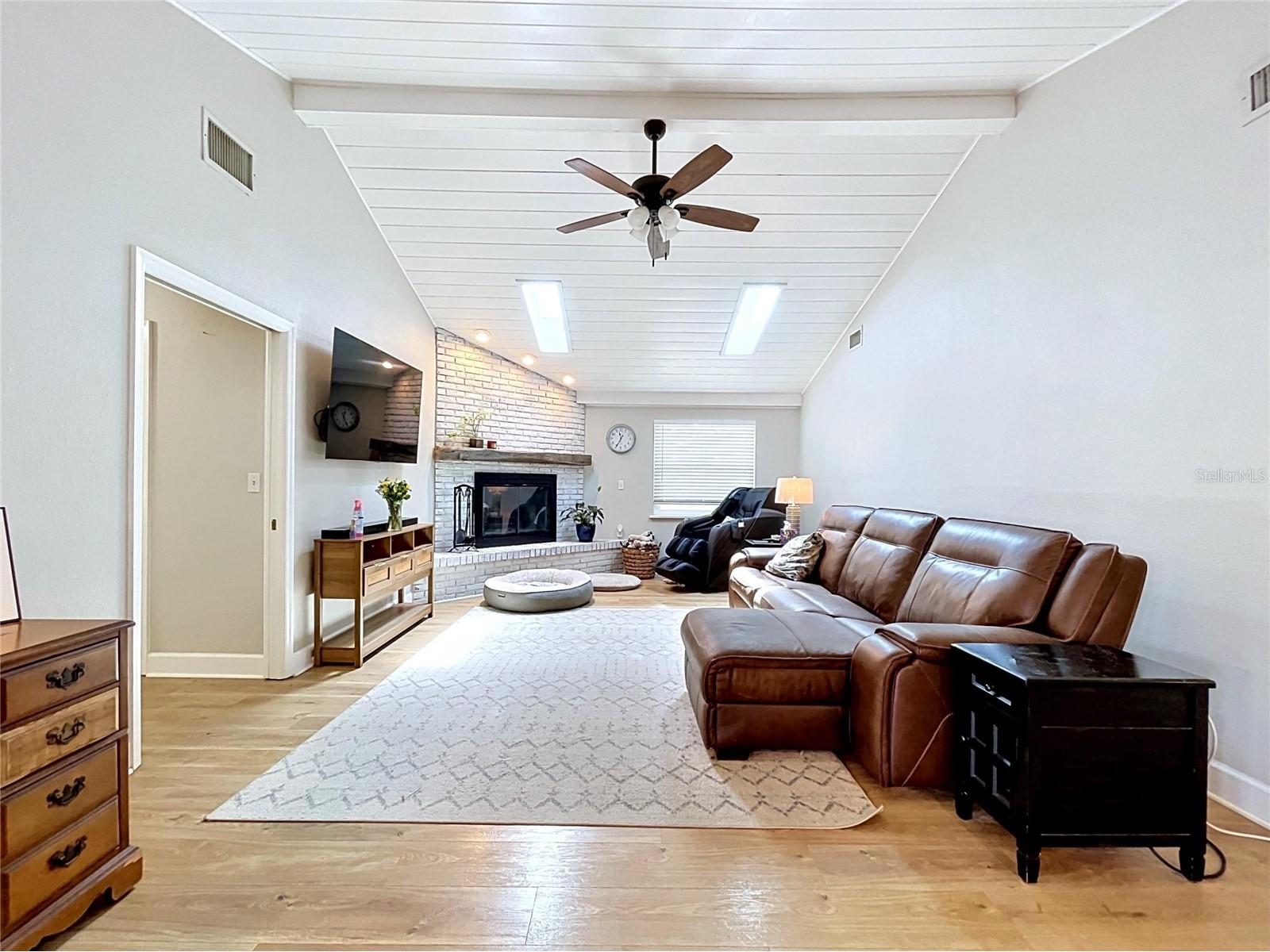 2210 Arbor Oaks Drive Valrico FL 33594 TB8508862 image26