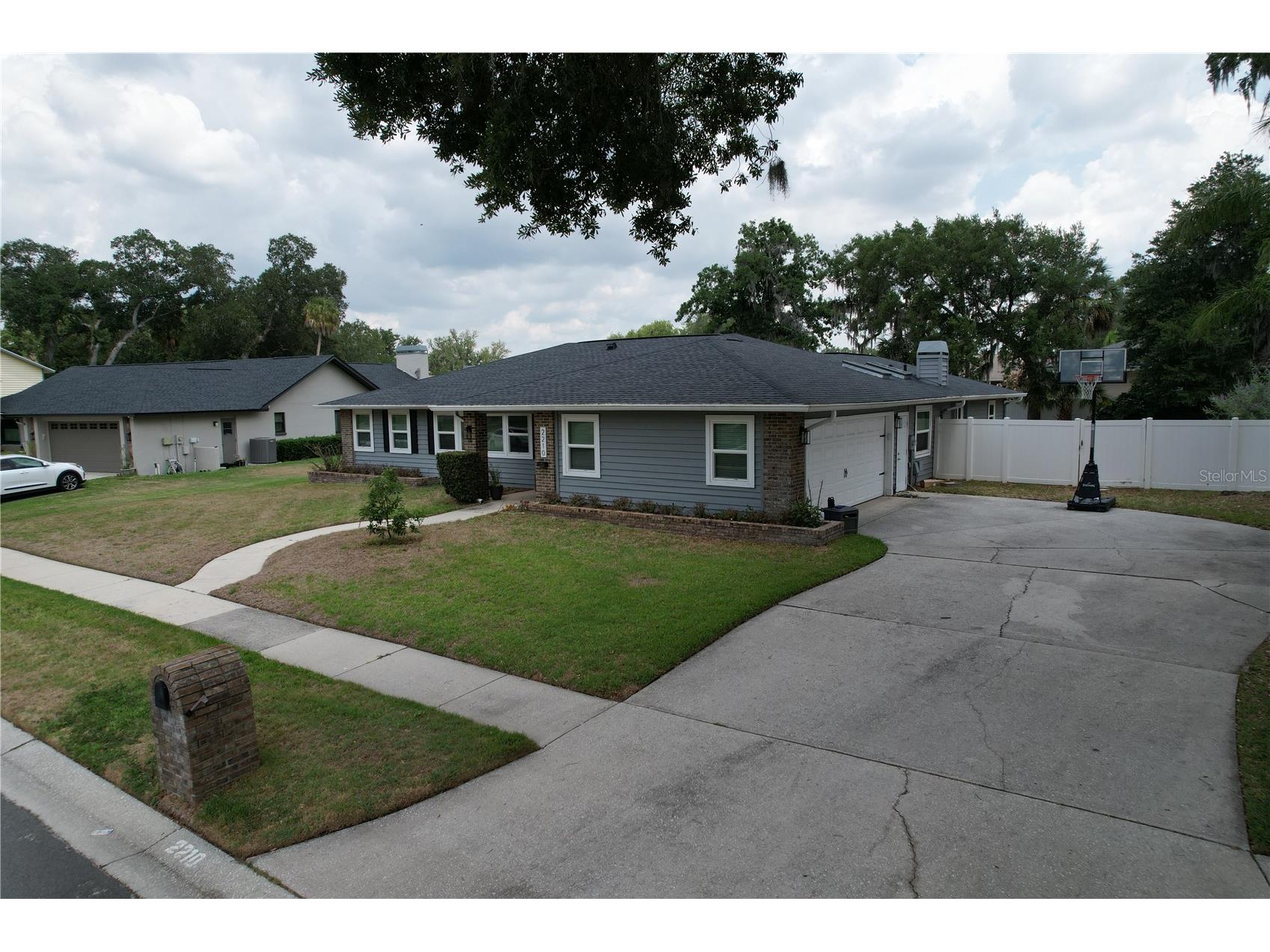 2210 Arbor Oaks Drive Valrico FL 33594 TB8508862 image4