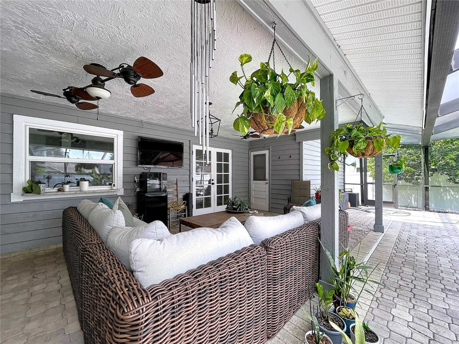 2210 Arbor Oaks Drive Valrico FL 33594 TB8508862 image40