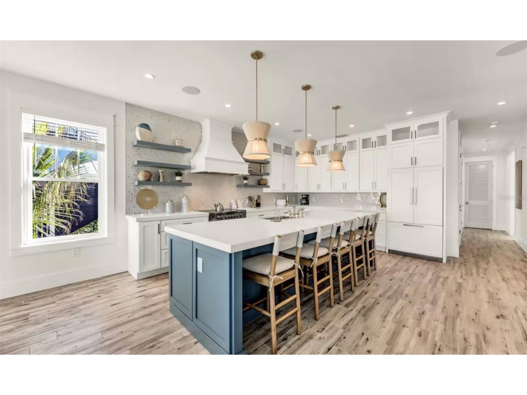 2210 Avenue A Bradenton Beach FL 34217 A4686592 image10