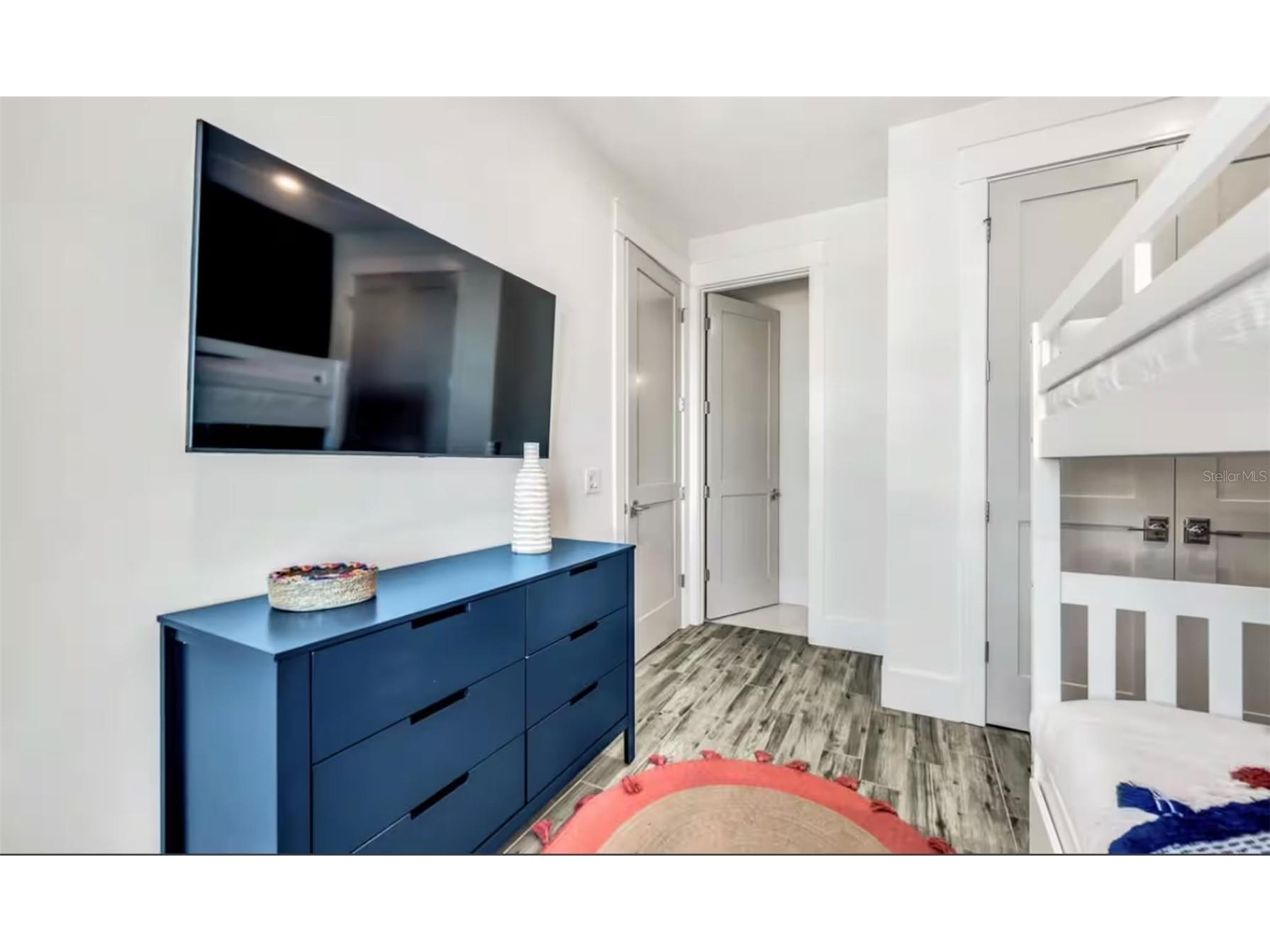 2210 Avenue A Bradenton Beach FL 34217 A4686592 image35