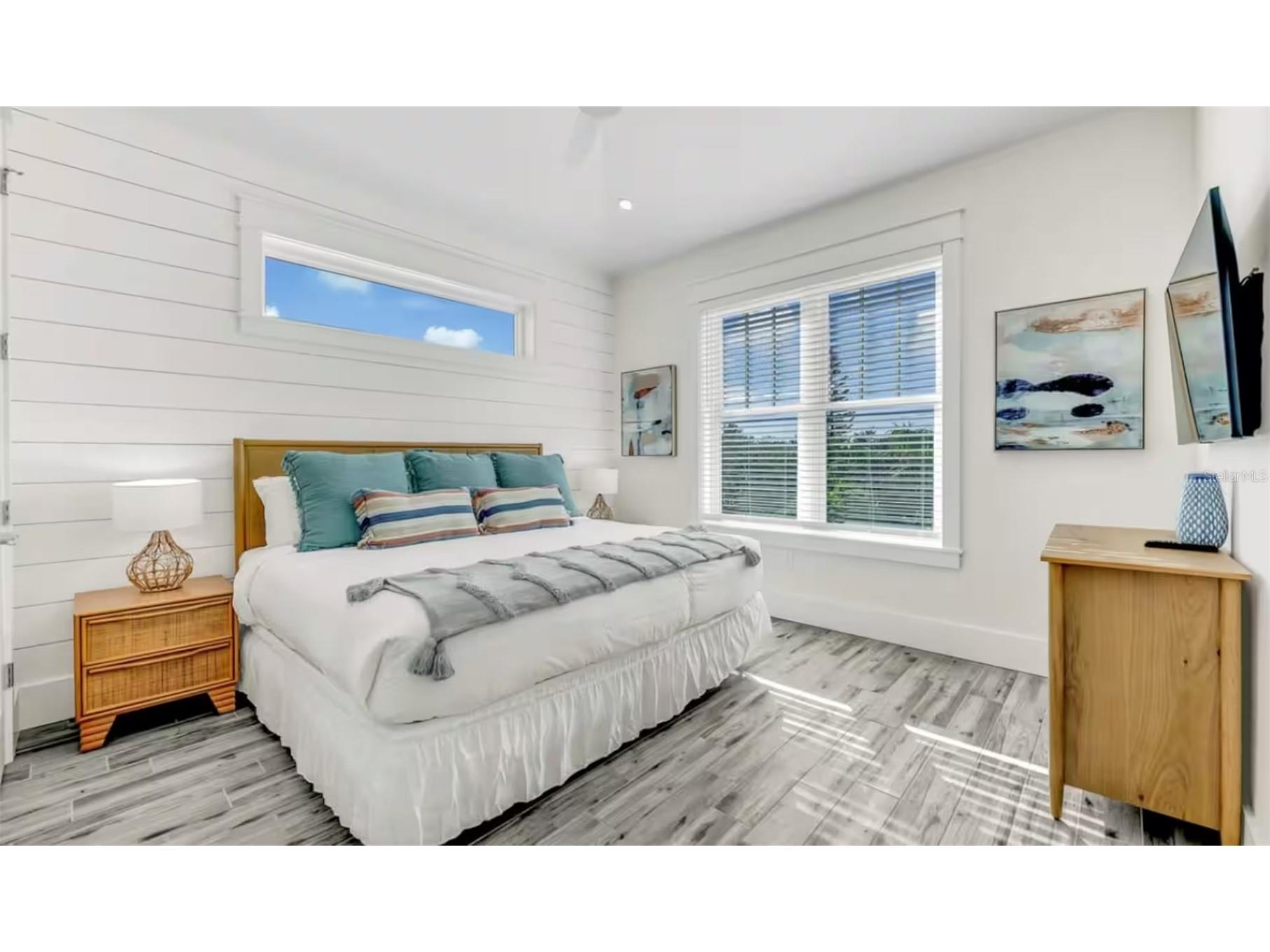 2210 Avenue A Bradenton Beach FL 34217 A4686592 image38