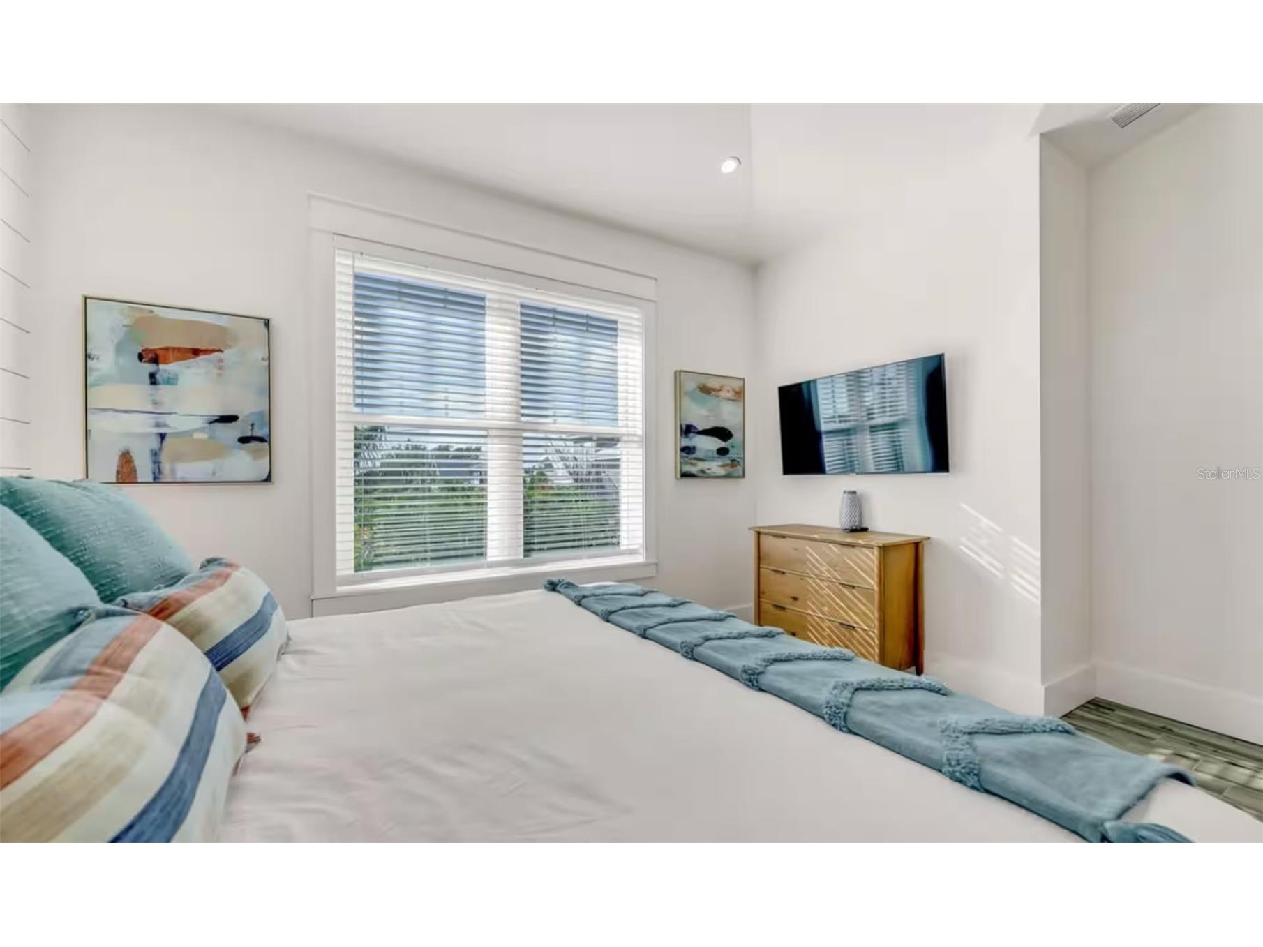 2210 Avenue A Bradenton Beach FL 34217 A4686592 image39