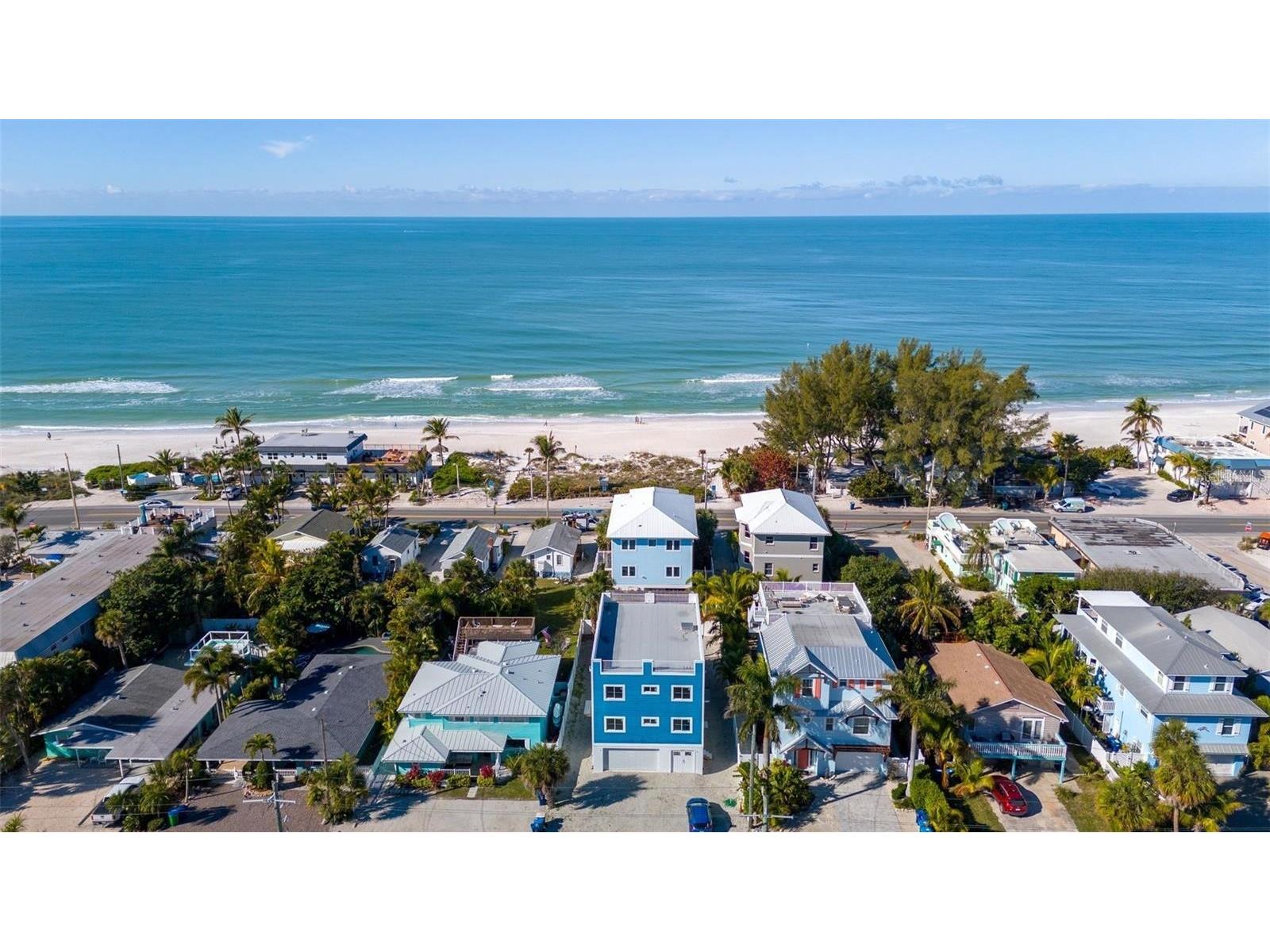 2210 Avenue C #MANATEE Bradenton Beach FL 34217 A4680440 image1