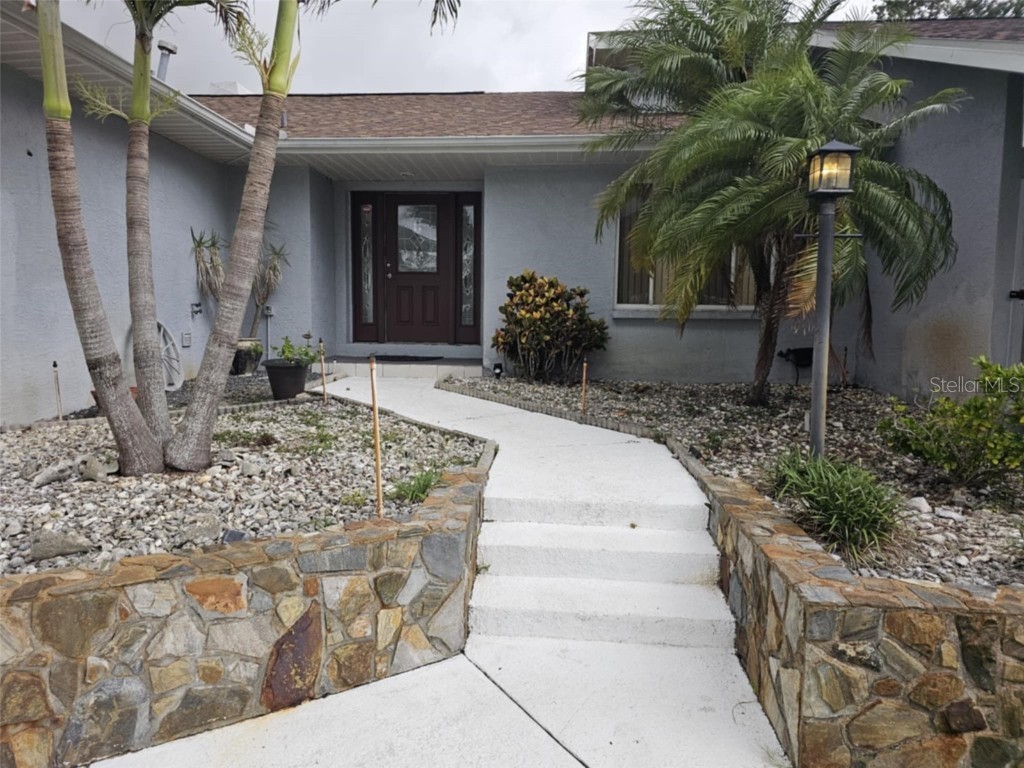 2210 Bayou Drive Holiday FL 34691 TB8399727 image2