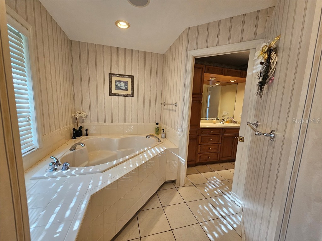 2210 Bayou Drive Holiday FL 34691 TB8399727 image31