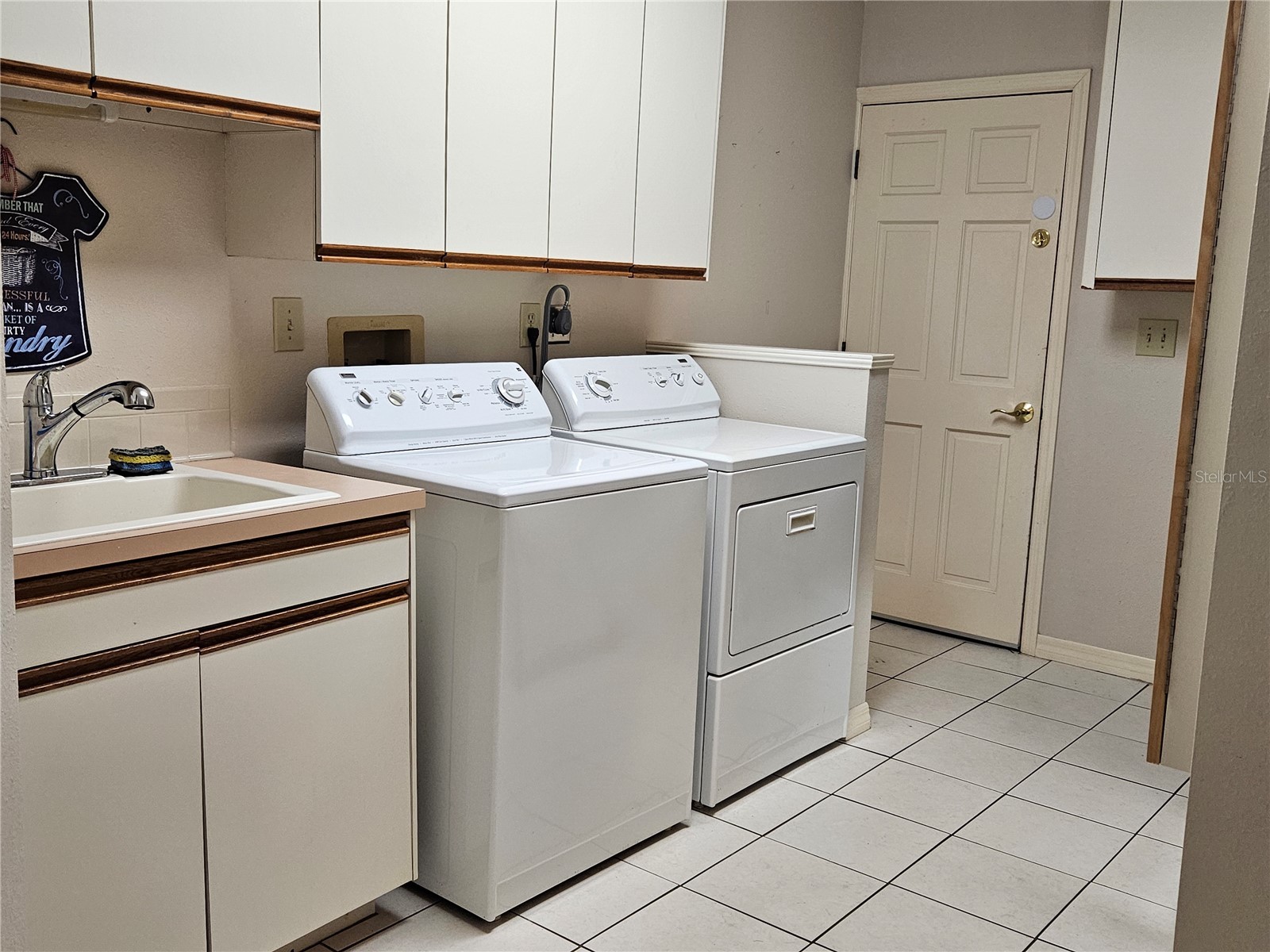 2210 Bayou Drive Holiday FL 34691 TB8518437 image36