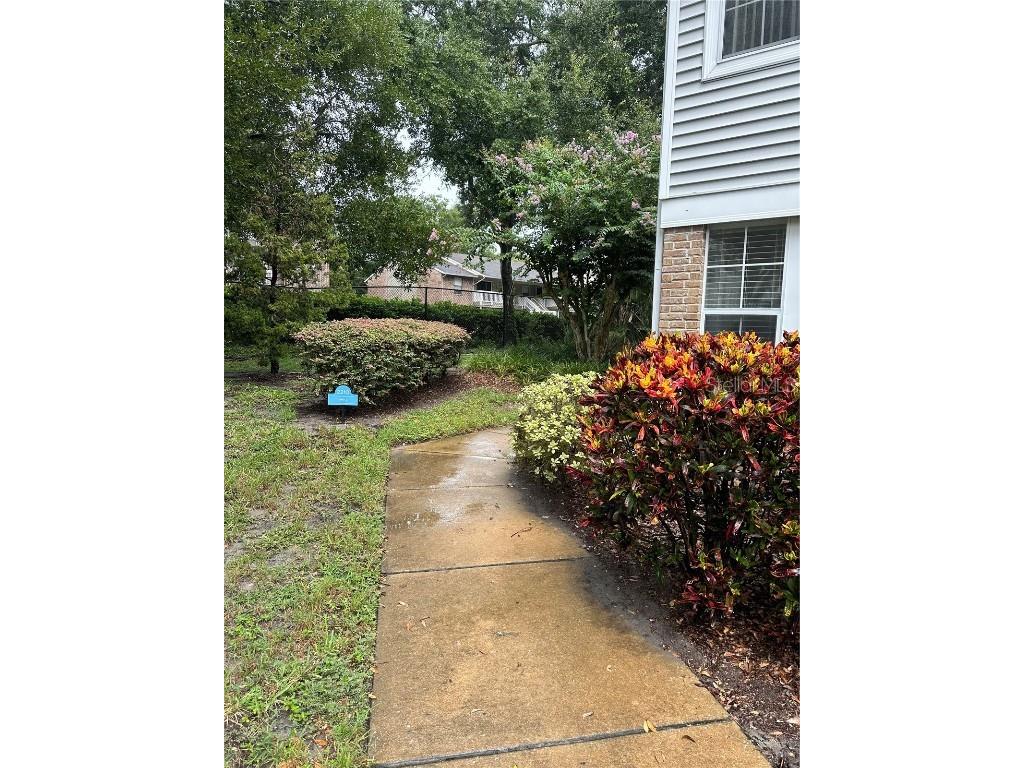 2210 Coach House Boulevard #401 Orlando FL 32812 O6219740 image1