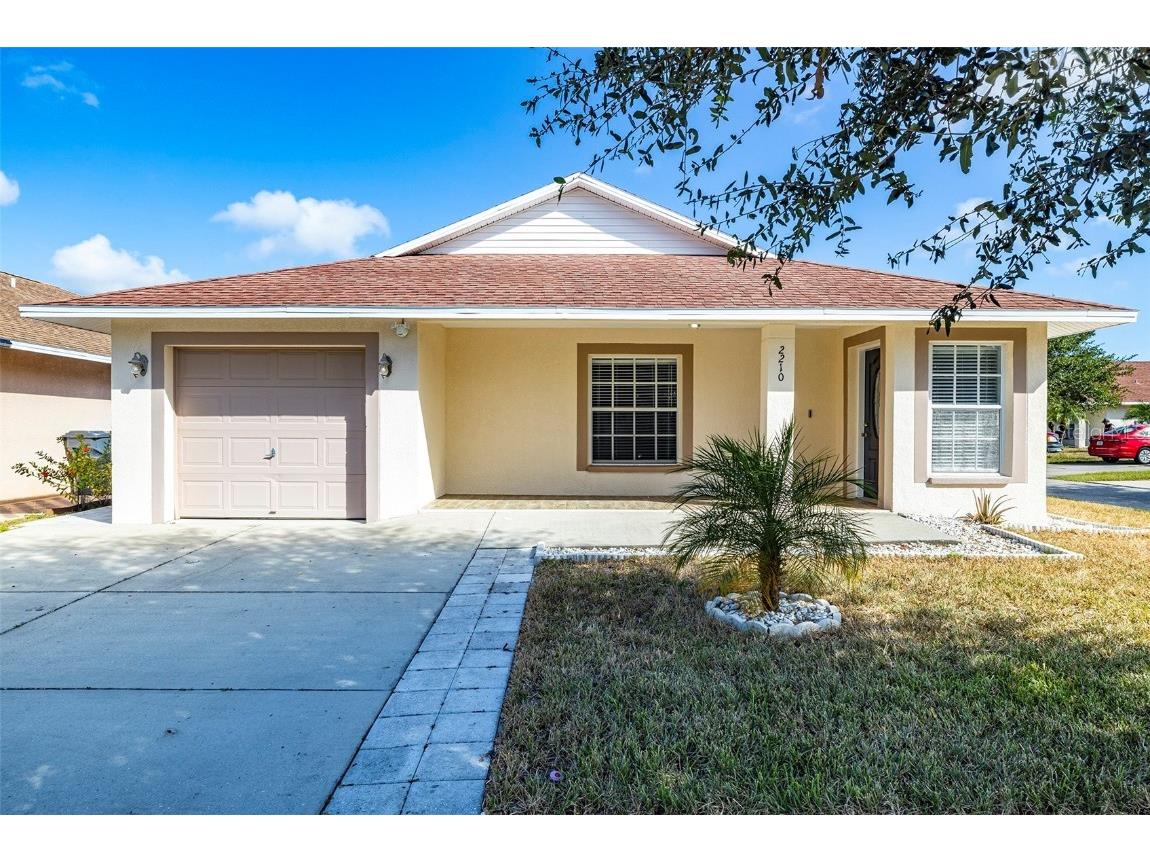2210 Delightful Drive Ruskin FL 33570 T3342492 image1