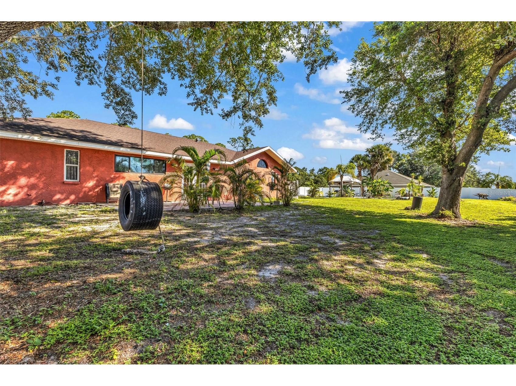 2210 Embassy Road North Port FL 34291 C7528181 image33