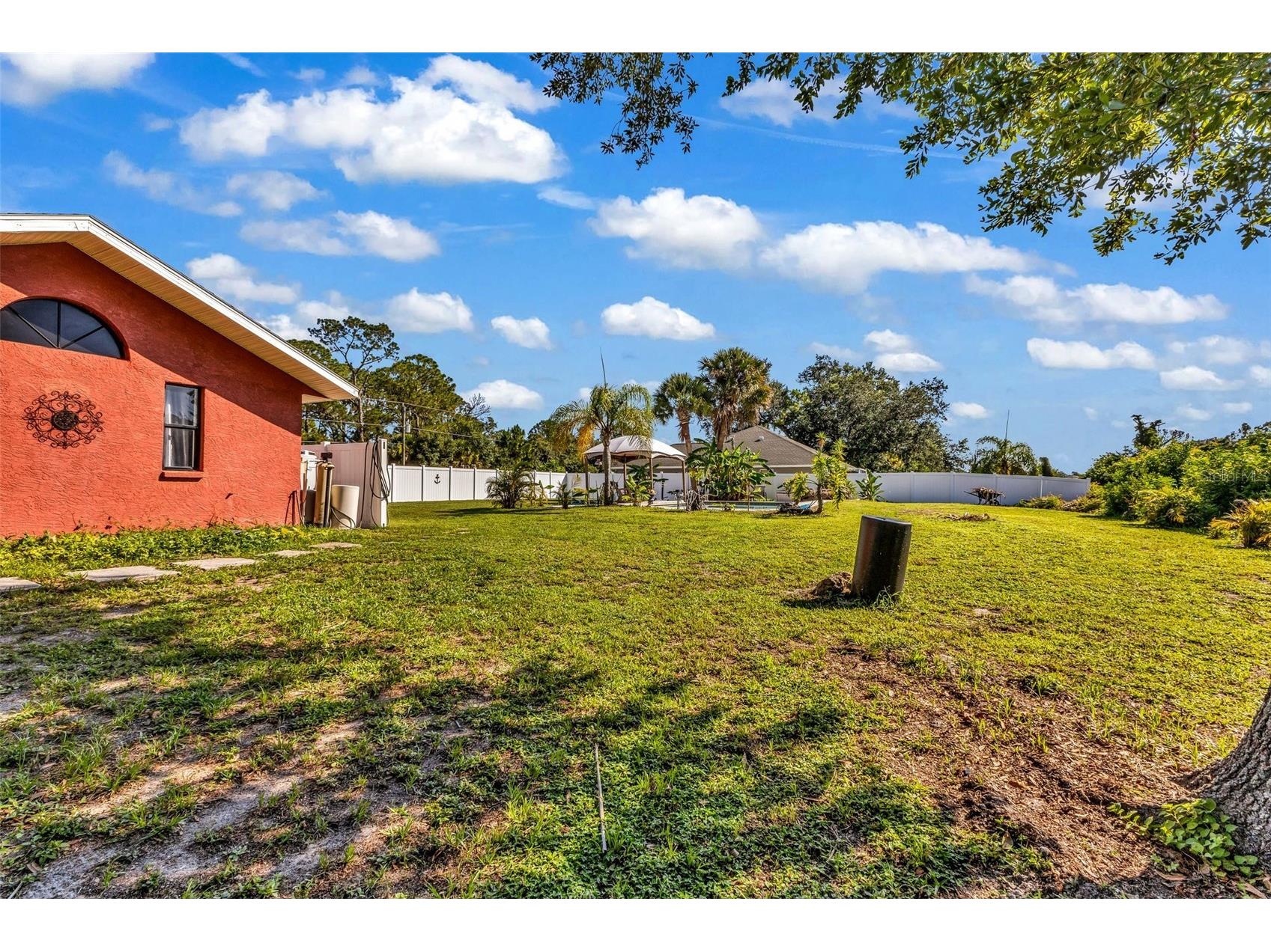 2210 Embassy Road North Port FL 34291 C7528181 image34