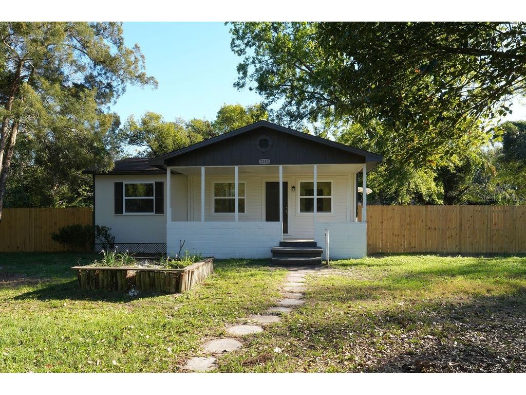 2210 Grant Avenue Eustis FL 32726 G5093173 image1
