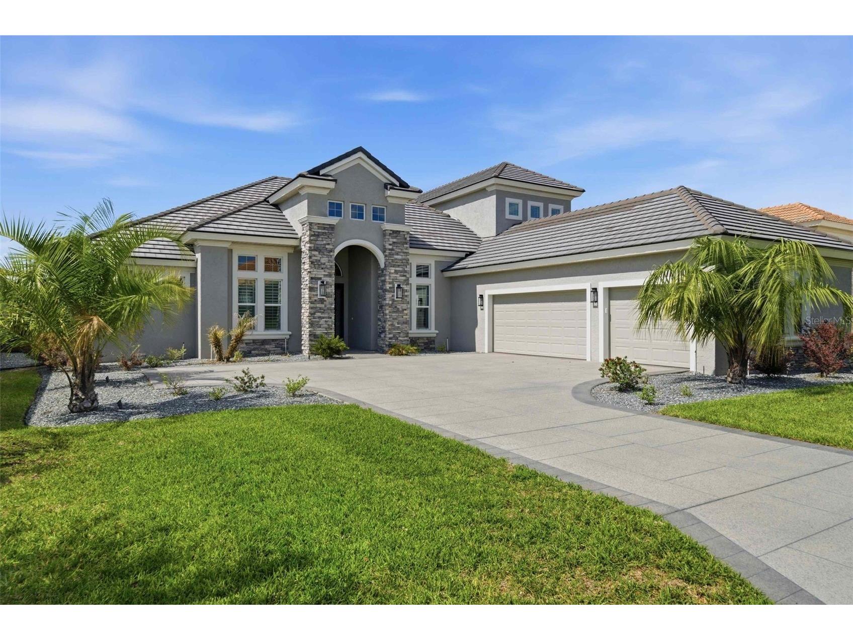 2210 N Peakview Loop Hernando FL 34442 TB8499191 image1