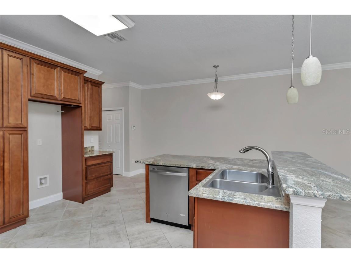 2210 NE 38th Terrace Ocala FL 34470 OM712755 image12