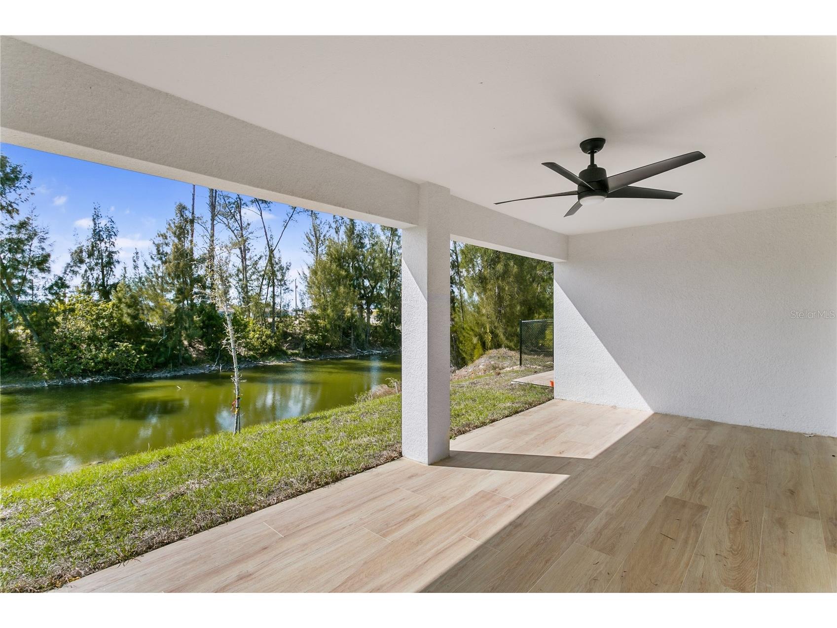 2210 NW 2nd Avenue Cape Coral FL 33993 - VALKYRIE CANAL A4689241 image17