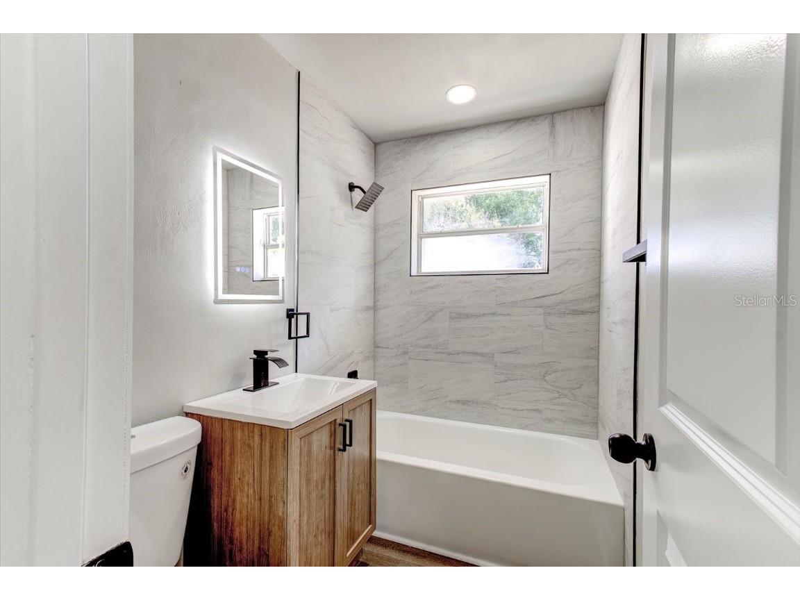 2210 SE 1st Street Orange City FL 32763 V4945158 image20