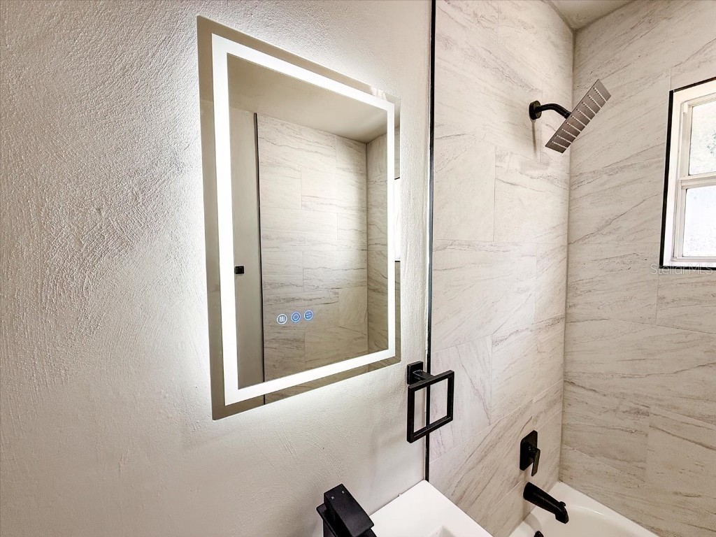 2210 SE 1st Street Orange City FL 32763 V4945158 image21