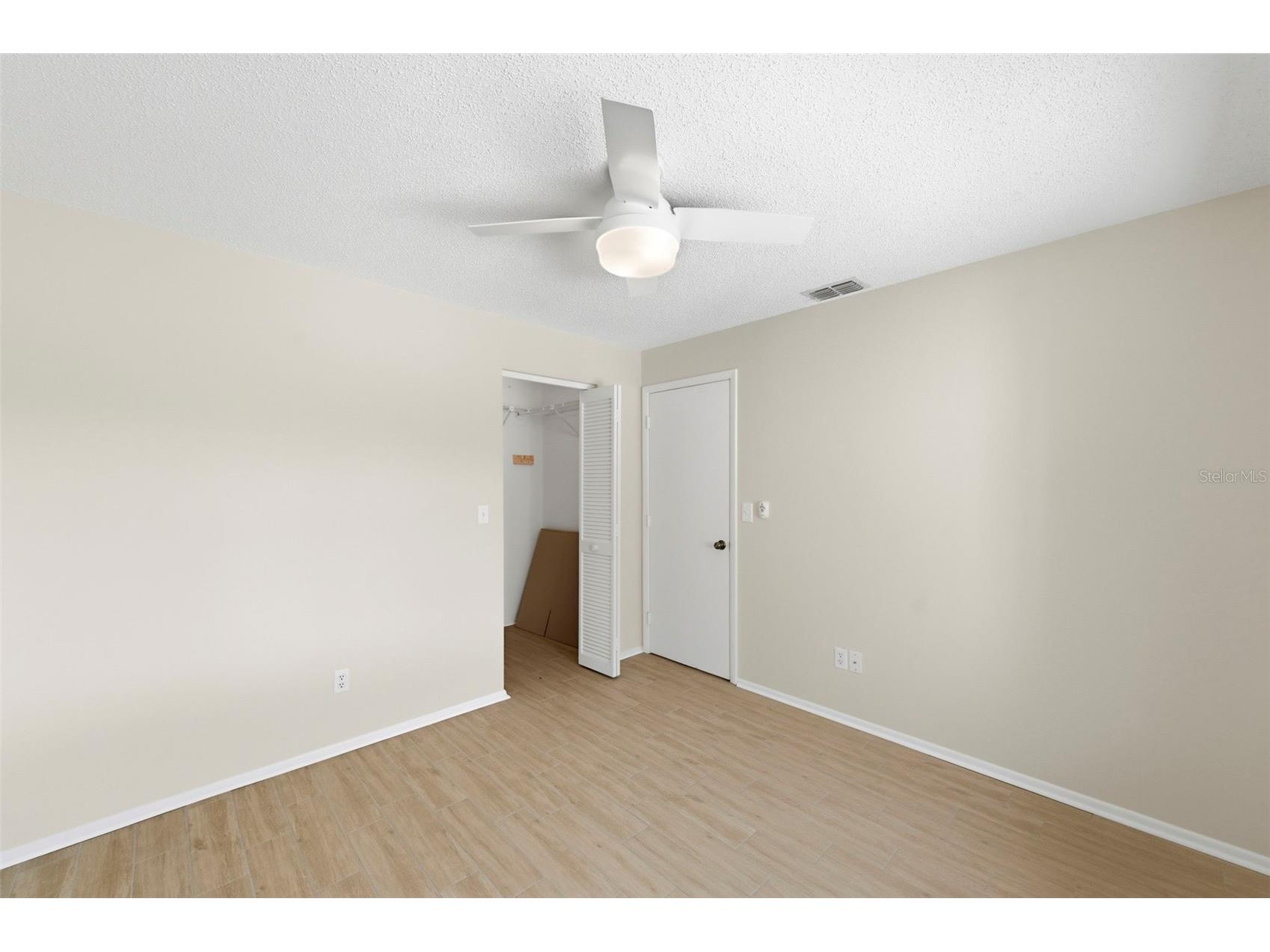 2210 Sequoia Drive Clearwater FL 33763 TB8499696 image17