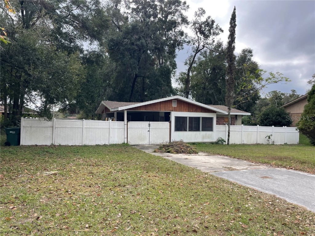 2210 SW 3rd Street Ocala FL 34471 OM691956 image1