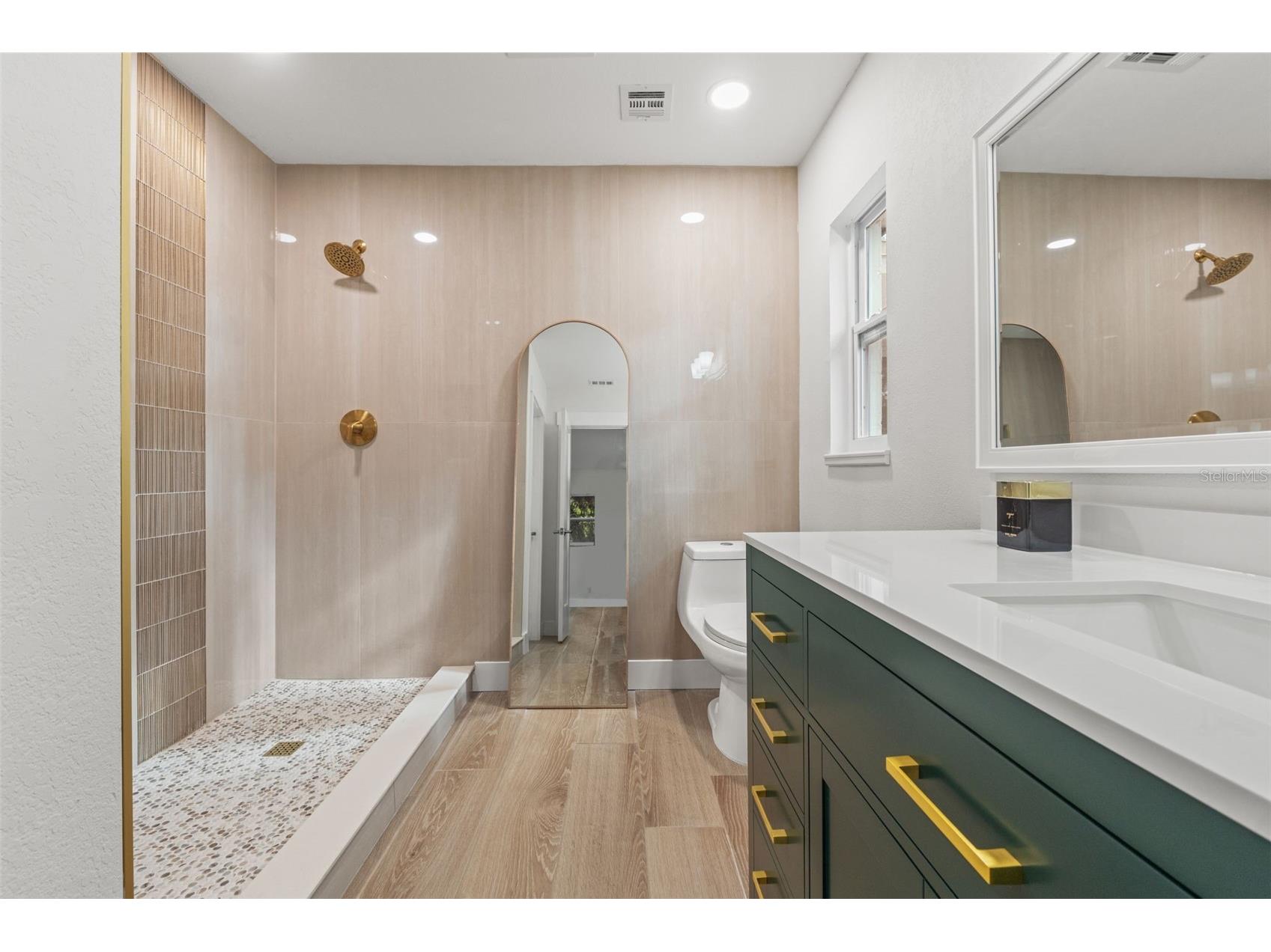 2210 Tanglewood Way Brandon FL 33511 TB8465579 image35