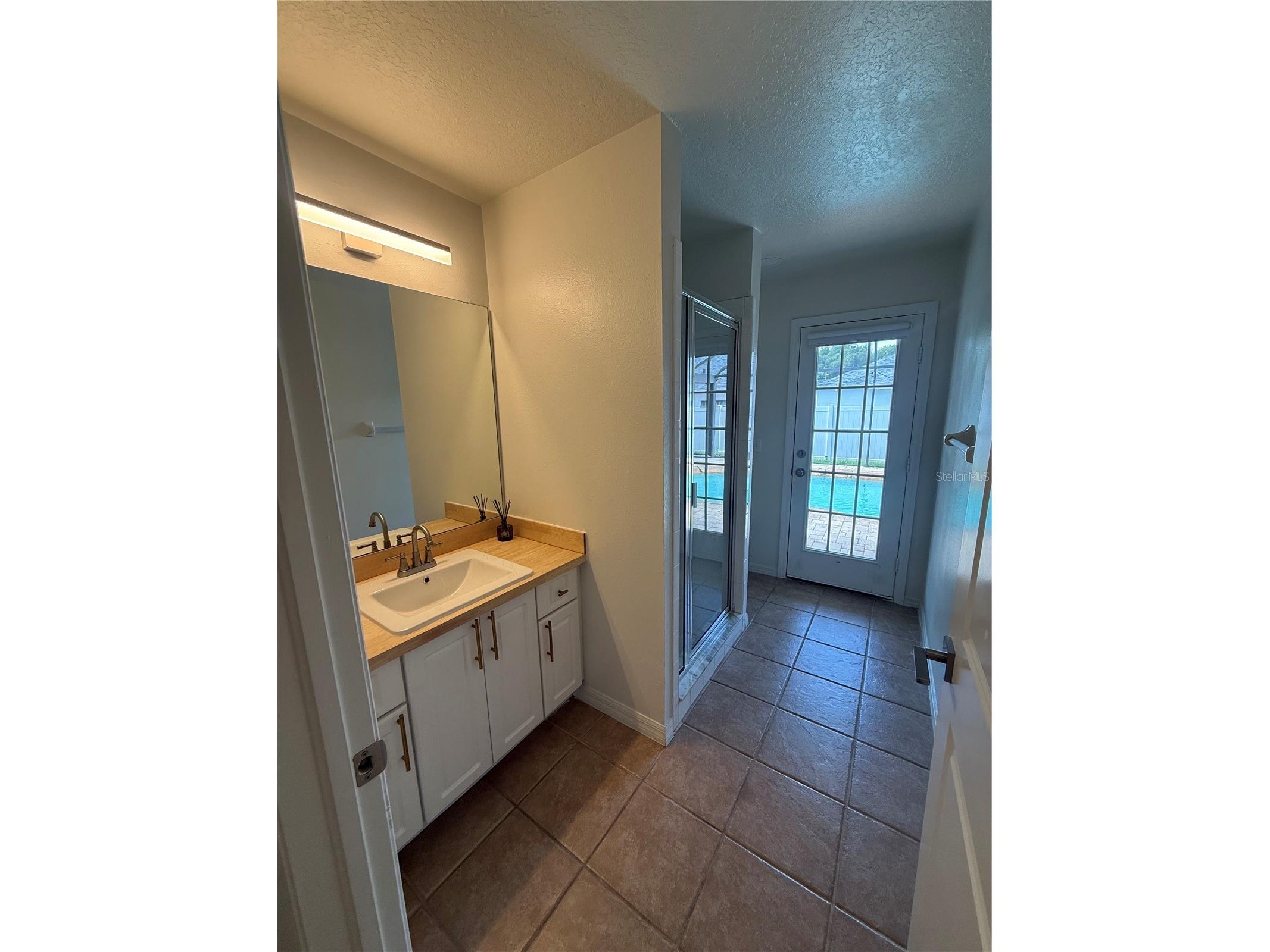 2210 Towering Oaks Circle Seffner FL 33584 TB8523858 image26