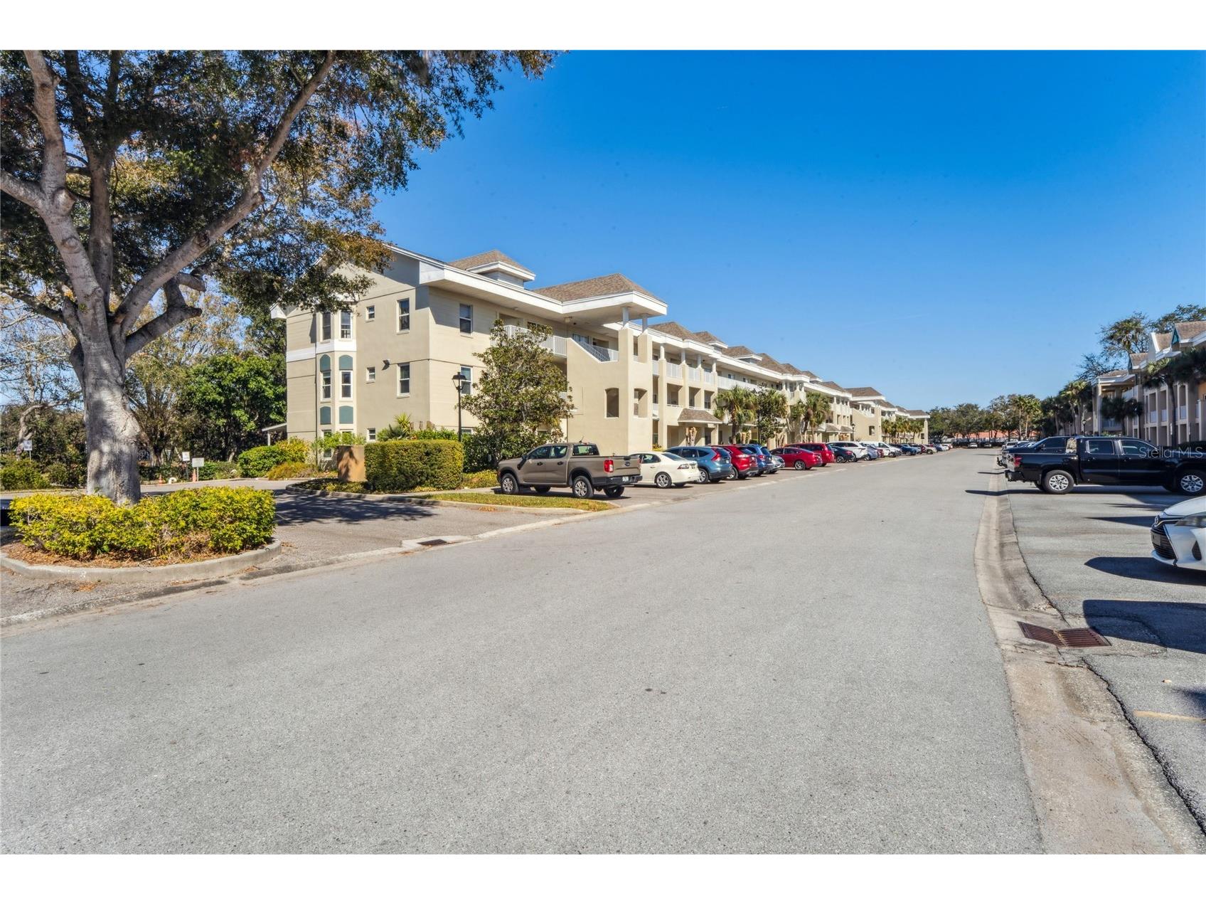 2210 Utopian Drive E #201 Clearwater FL 33763 - Arbor Lake TB8473904 image1