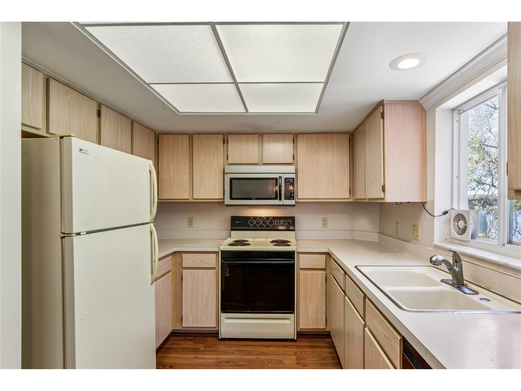 2210 Utopian Drive E #201 Clearwater FL 33763 - Arbor Lake TB8473904 image12