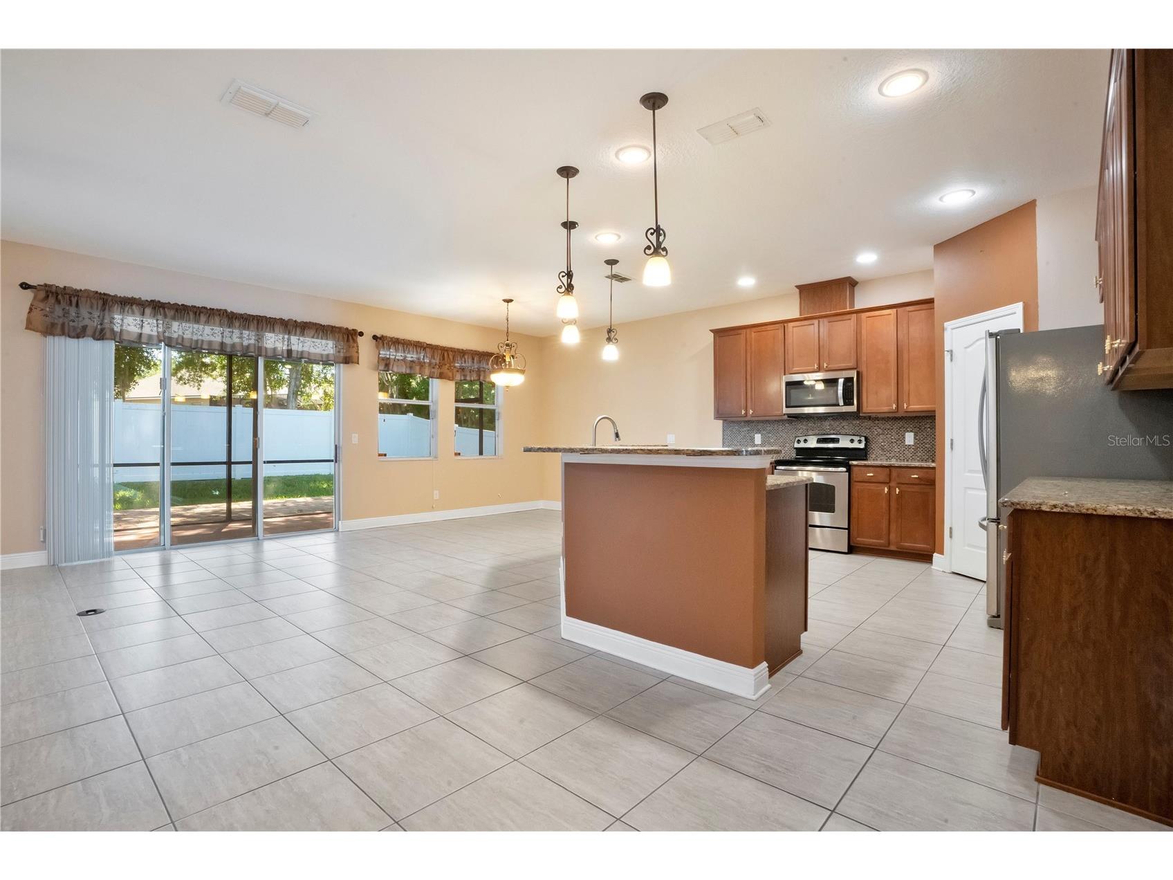 2210 Valterra Vista Way Valrico FL 33594 TB8501820 image11