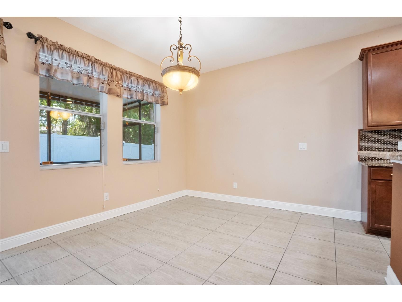 2210 Valterra Vista Way Valrico FL 33594 TB8501820 image14