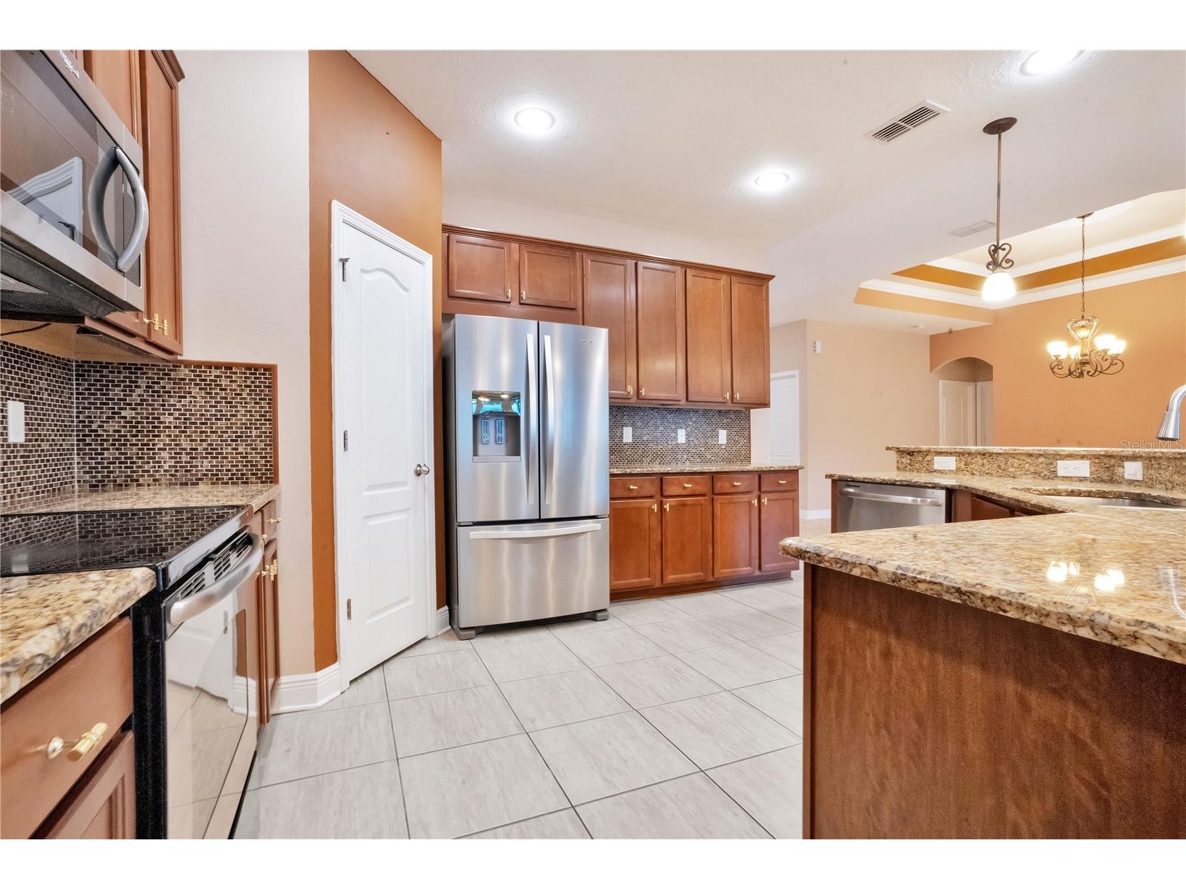 2210 Valterra Vista Way Valrico FL 33594 TB8501820 image18
