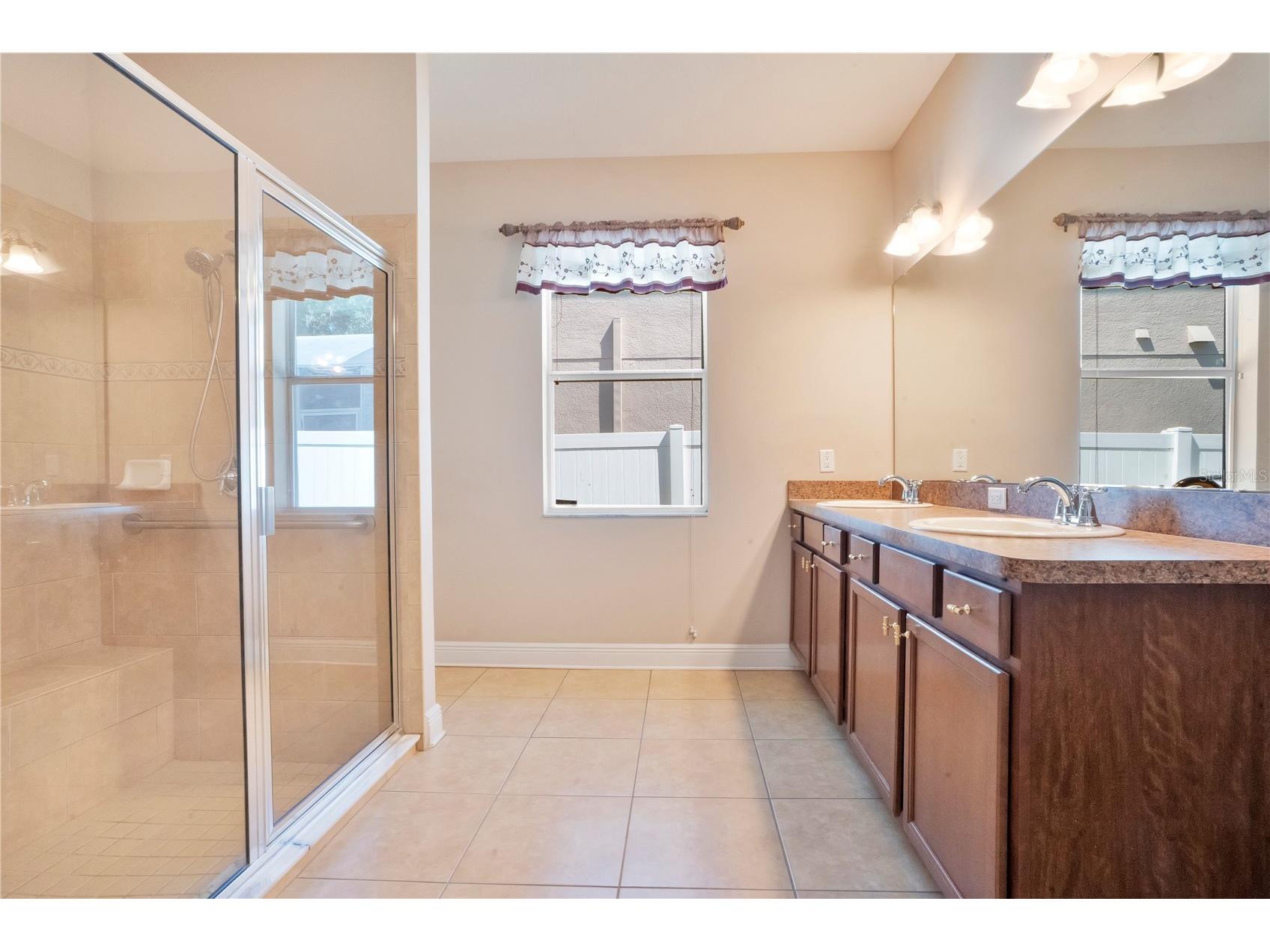 2210 Valterra Vista Way Valrico FL 33594 TB8501820 image29
