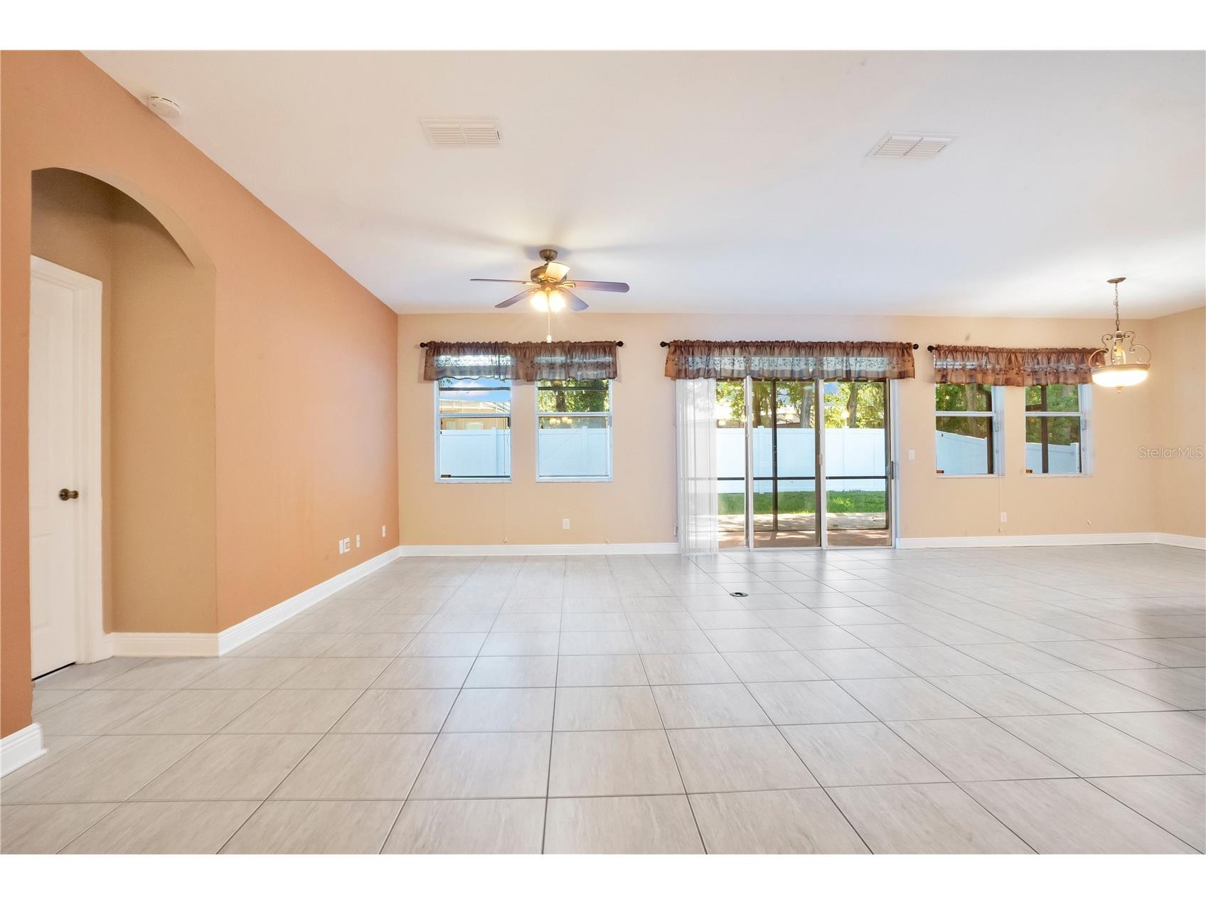 2210 Valterra Vista Way Valrico FL 33594 TB8501820 image6
