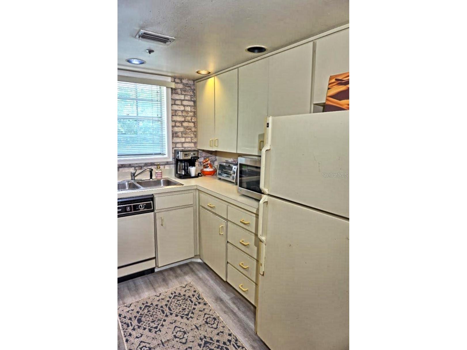 2210 Vista Del Sol Circle #520 Lutz FL 33558 W7878568 image14