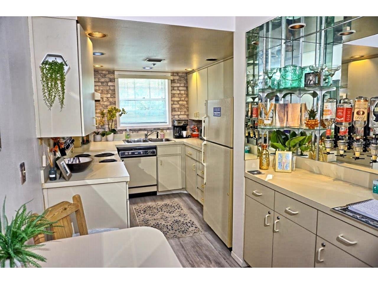 2210 Vista Del Sol Circle #520 Lutz FL 33558 W7878568 image9