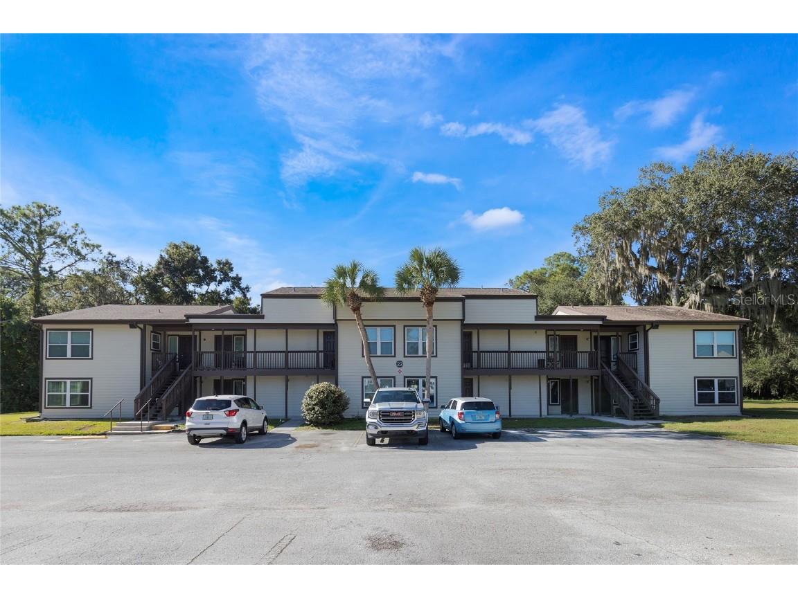 22101 Sandalwood Drive #22-101 Wildwood FL 34785 O6216923 image1