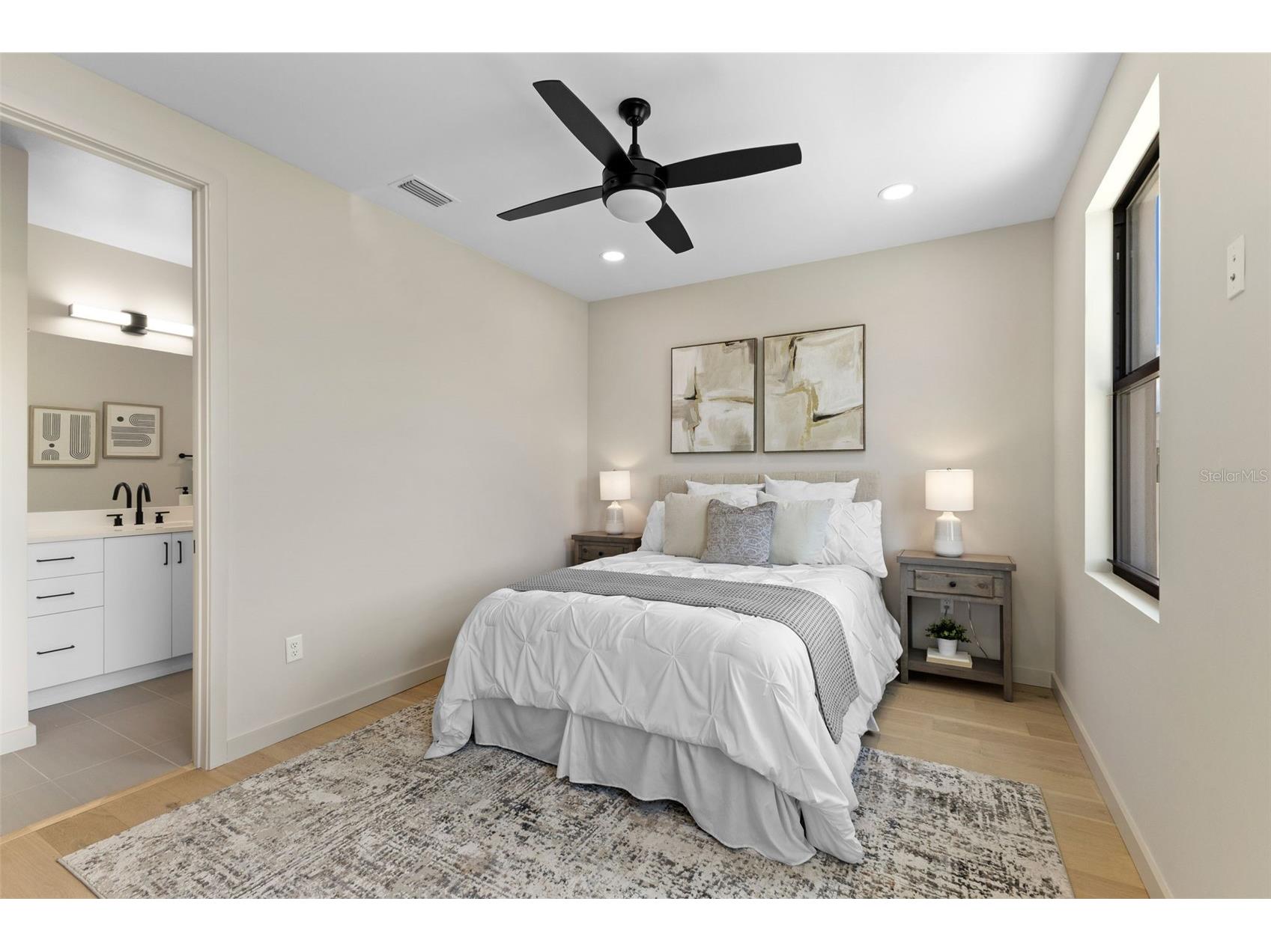 2211 16th Street N Saint Petersburg FL 33704 TB8473248 image20
