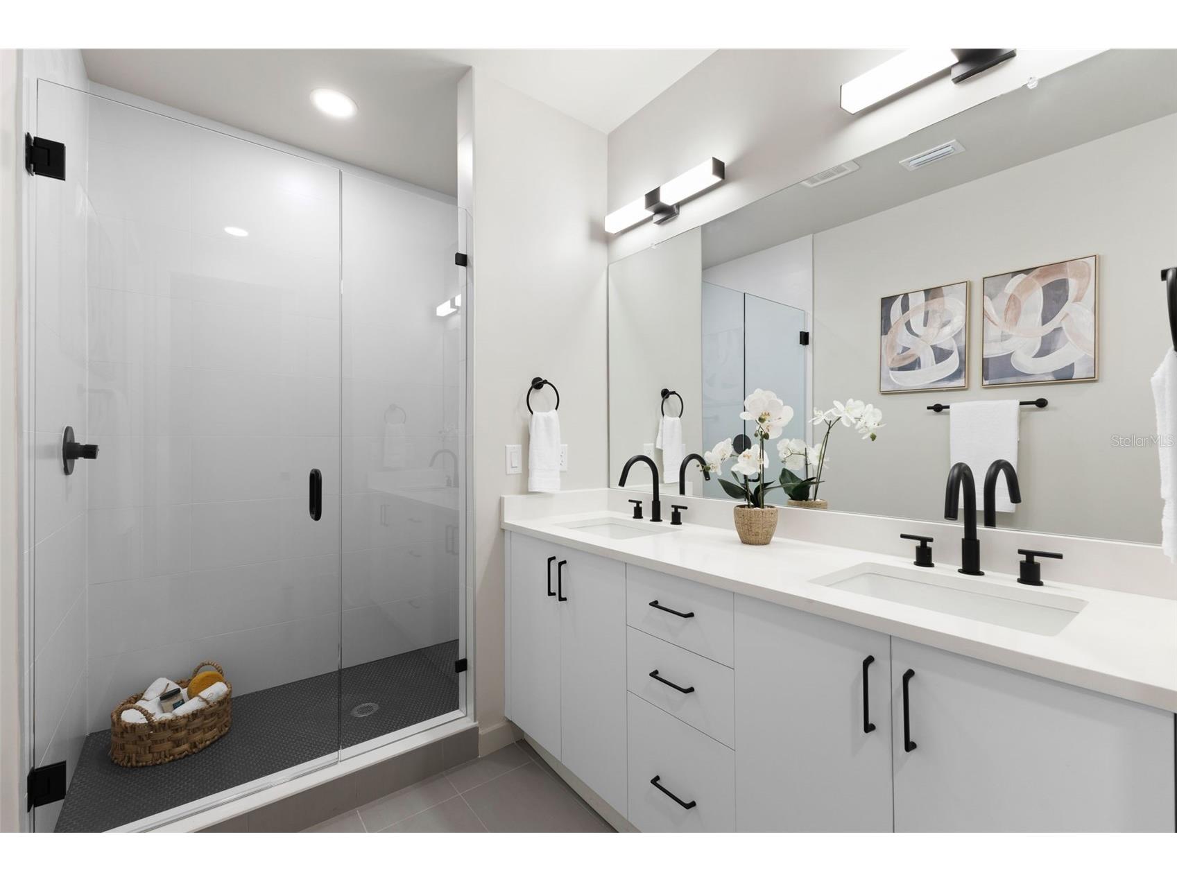 2211 16th Street N Saint Petersburg FL 33704 TB8473248 image25