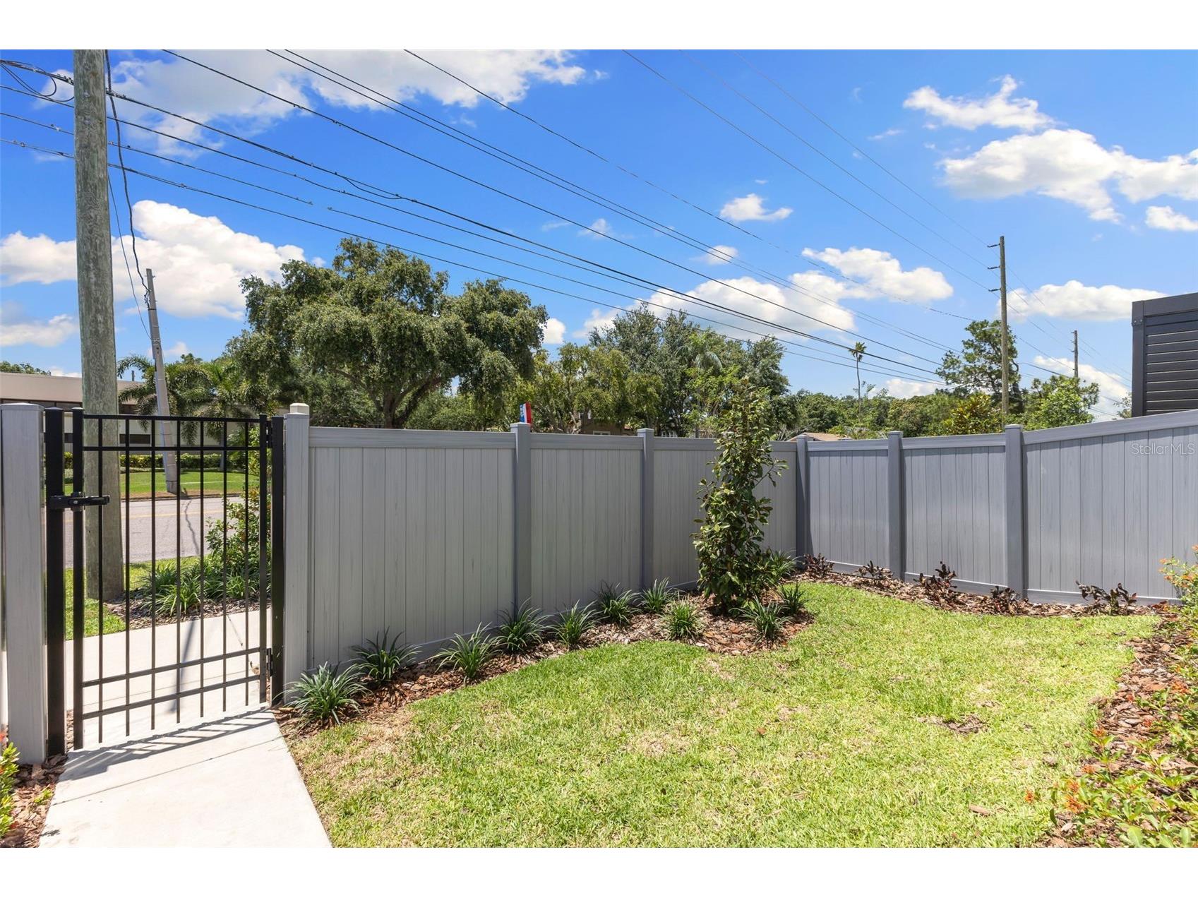 2211 16th Street N Saint Petersburg FL 33704 TB8473248 image30