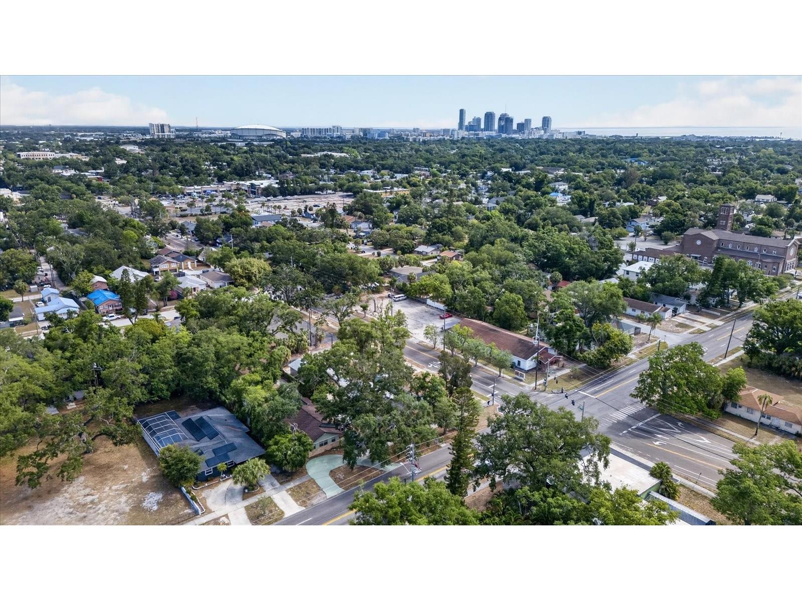 2211 22nd Avenue S Saint Petersburg FL 33712 TB8508170 image33