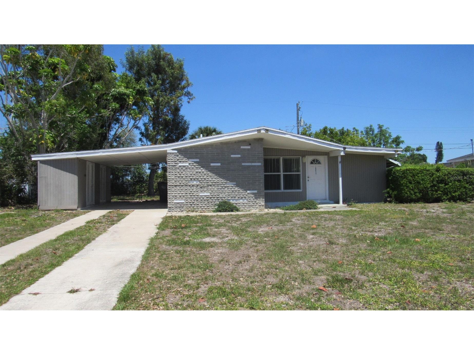 2211 Emory Avenue Bradenton FL 34207 A4690536 image1