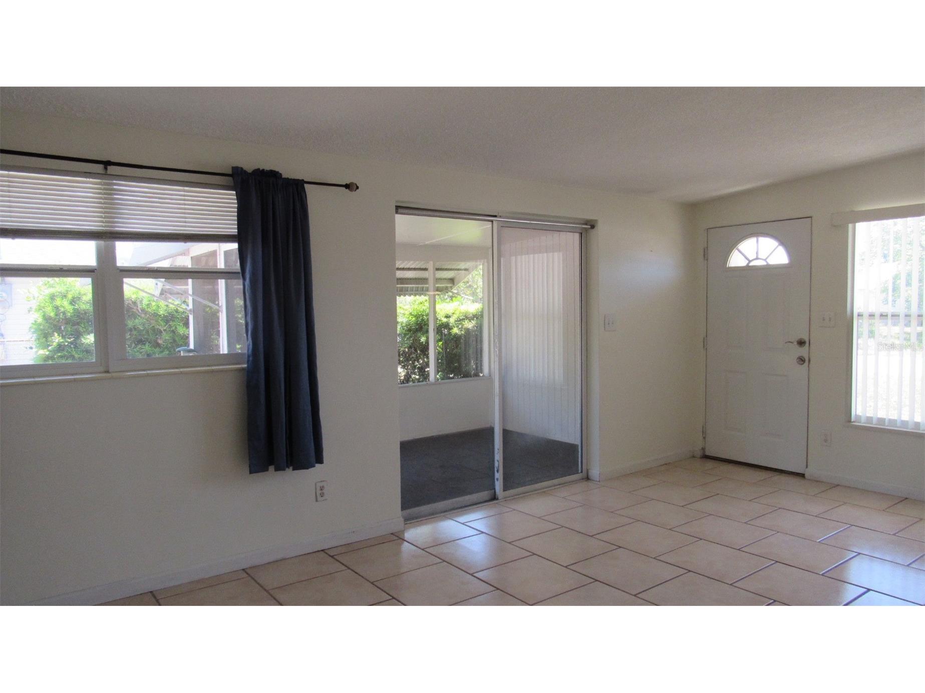 2211 Emory Avenue Bradenton FL 34207 A4690536 image12