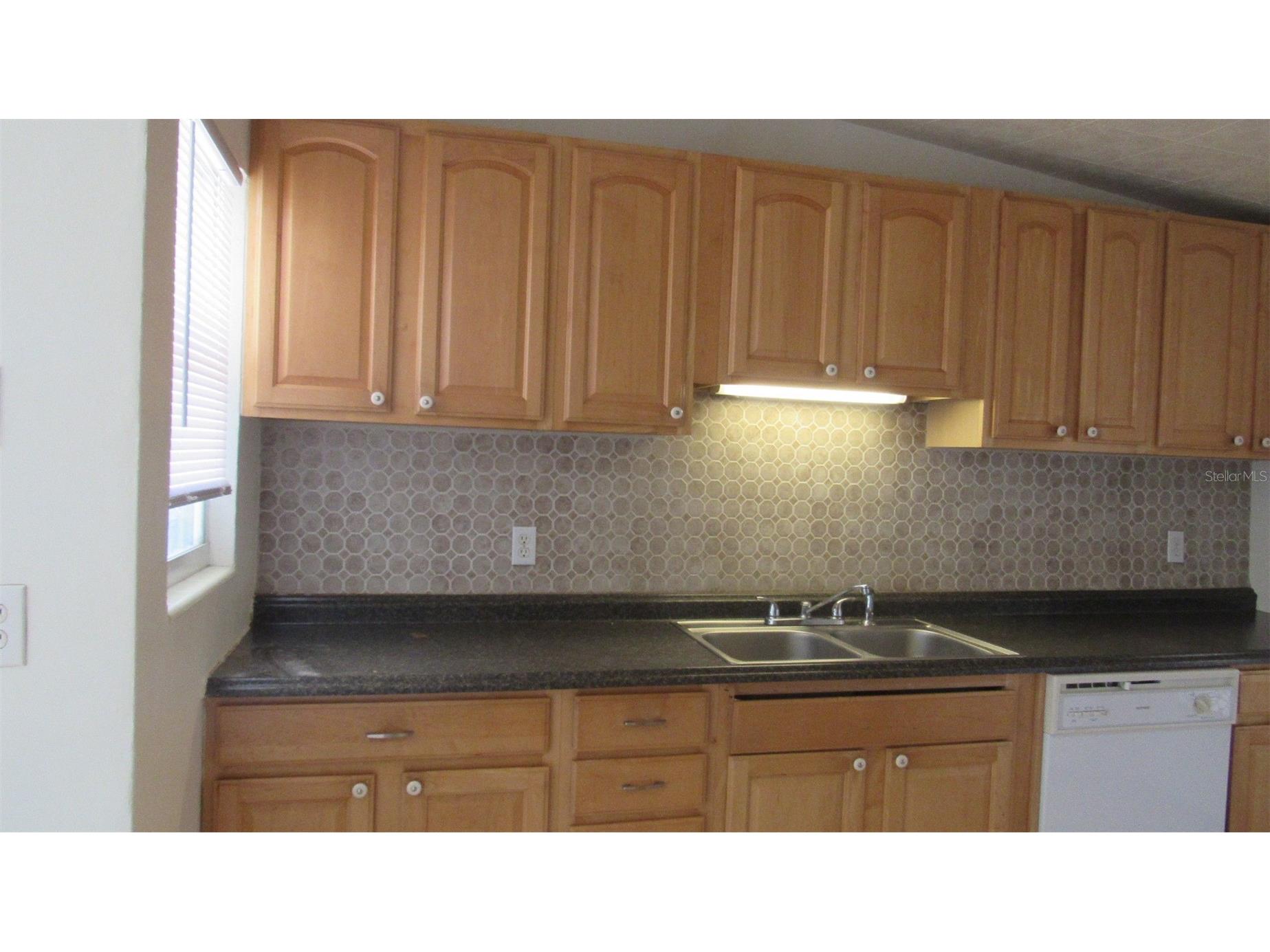 2211 Emory Avenue Bradenton FL 34207 A4690536 image7