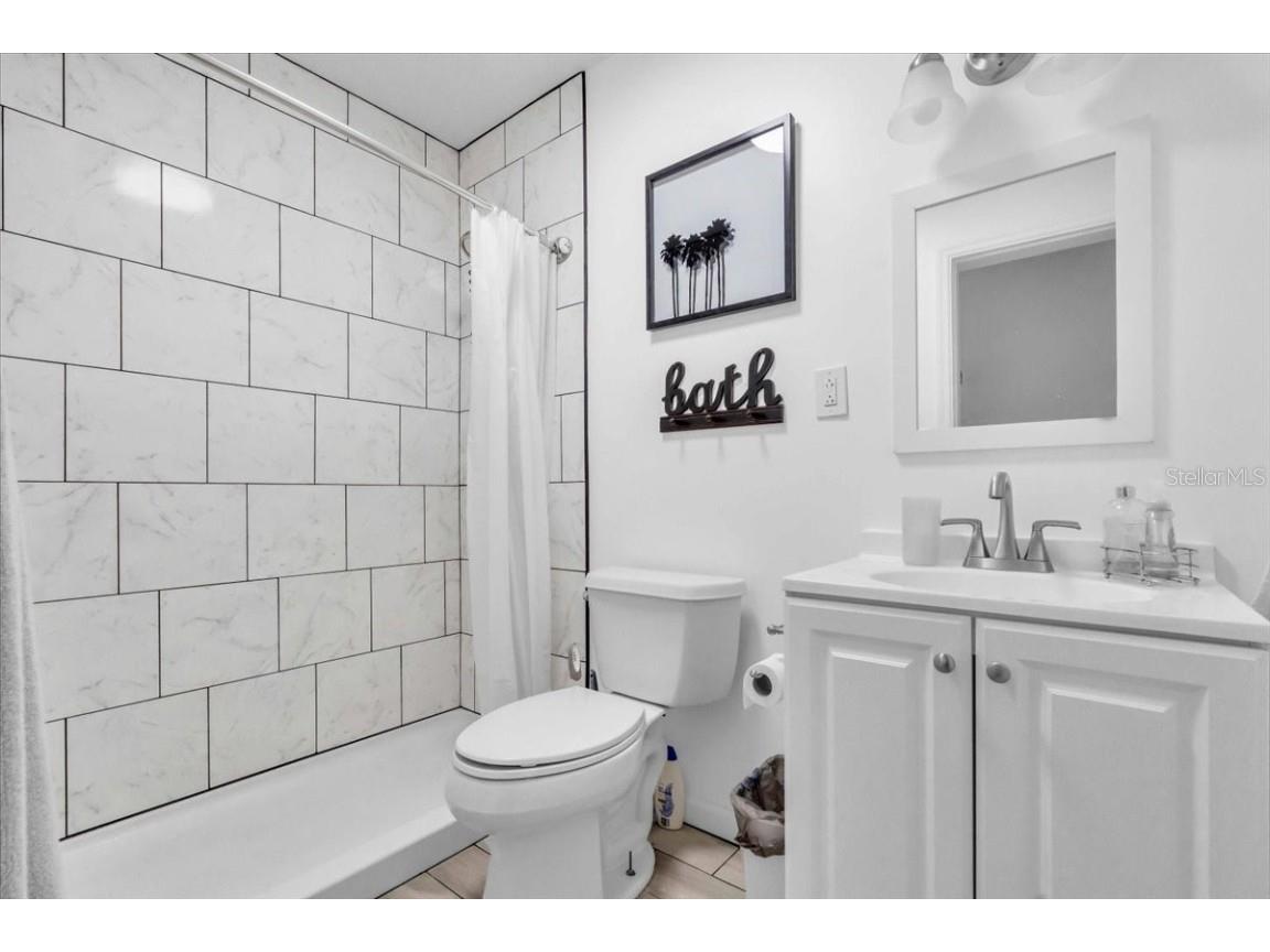 2211 Englewood Road Englewood FL 34223 N6137940 image24