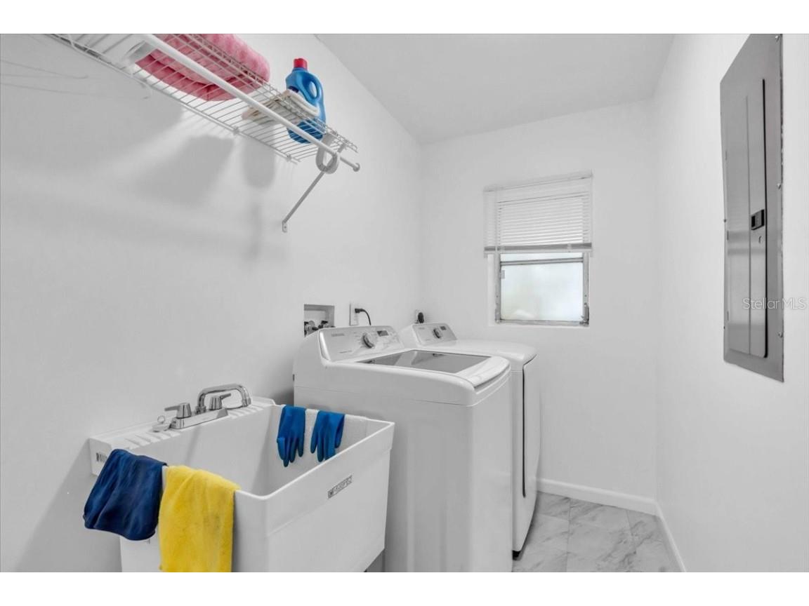 2211 Englewood Road Englewood FL 34223 N6137940 image28