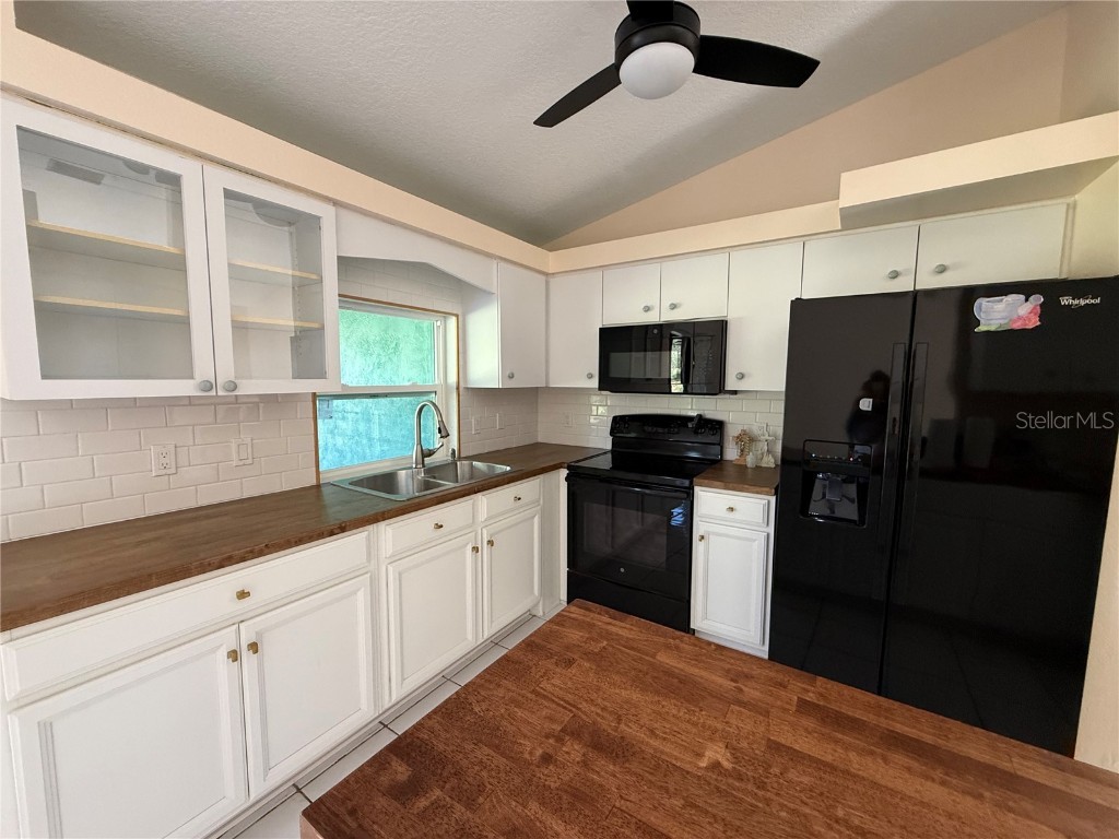 2211 Englewood Road Englewood FL 34223 N6137940 image44