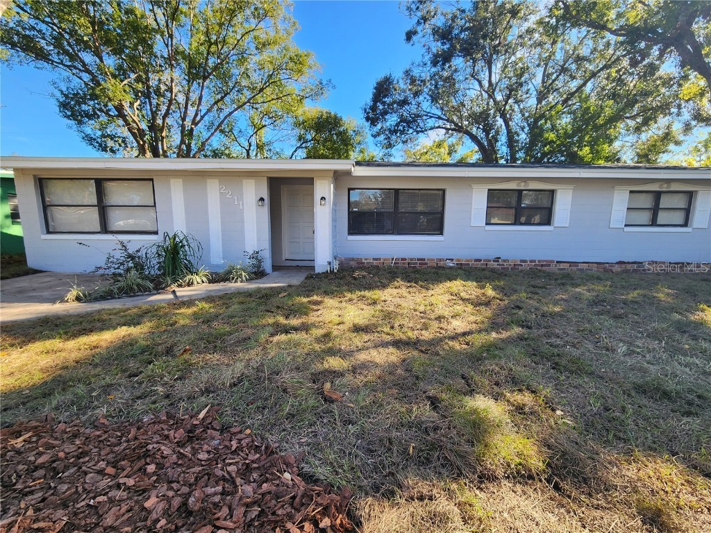 2211 Fontainebleau Drive Orlando FL 32808 O6079807 image1