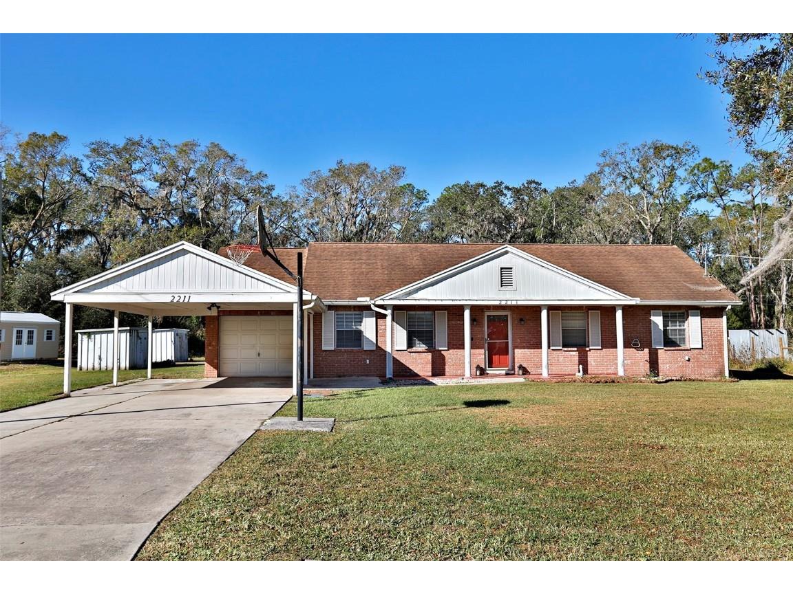 2211 Hinson Road Dover FL 33527 L4949428 image1