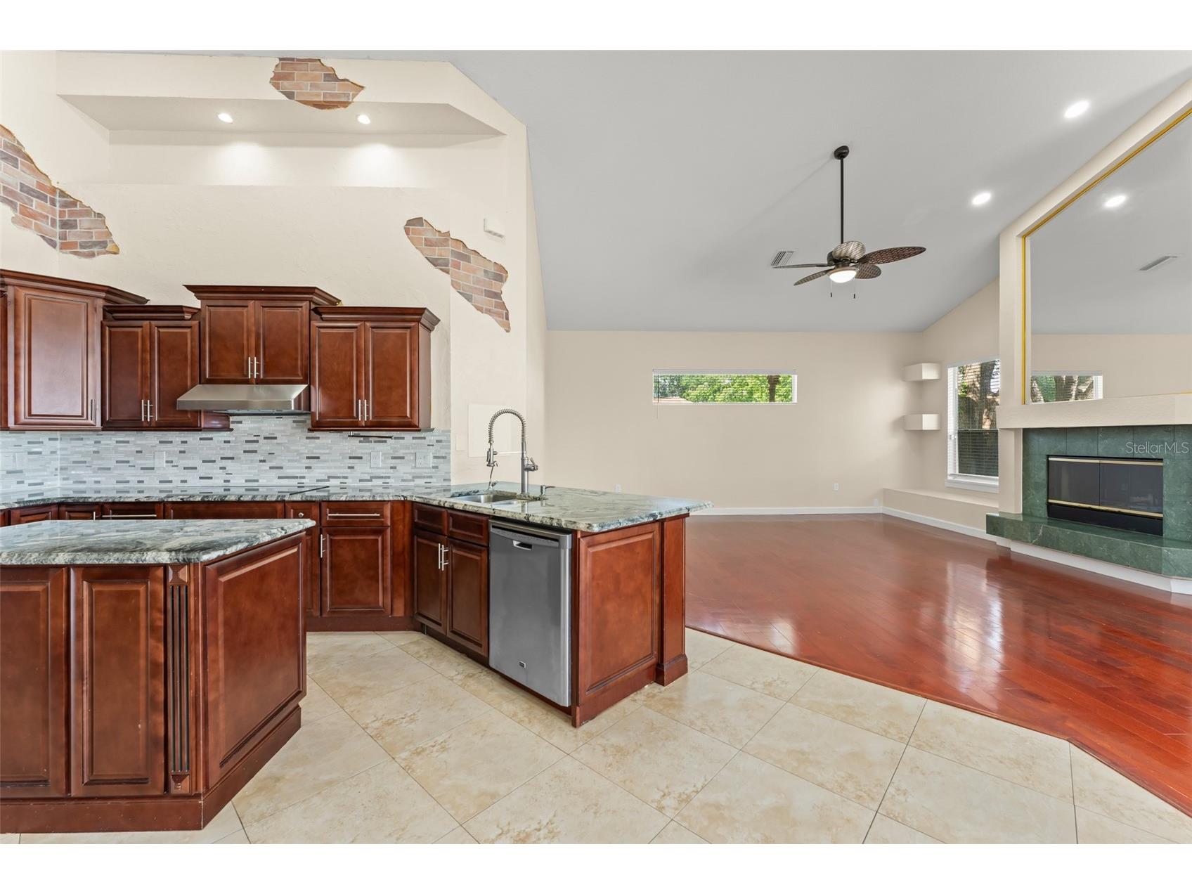 2211 Langley Circle Orlando FL 32835 O6399136 image16