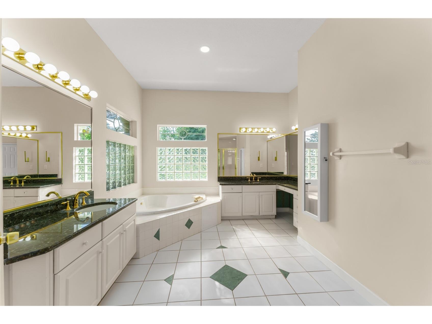 2211 Langley Circle Orlando FL 32835 O6399136 image35